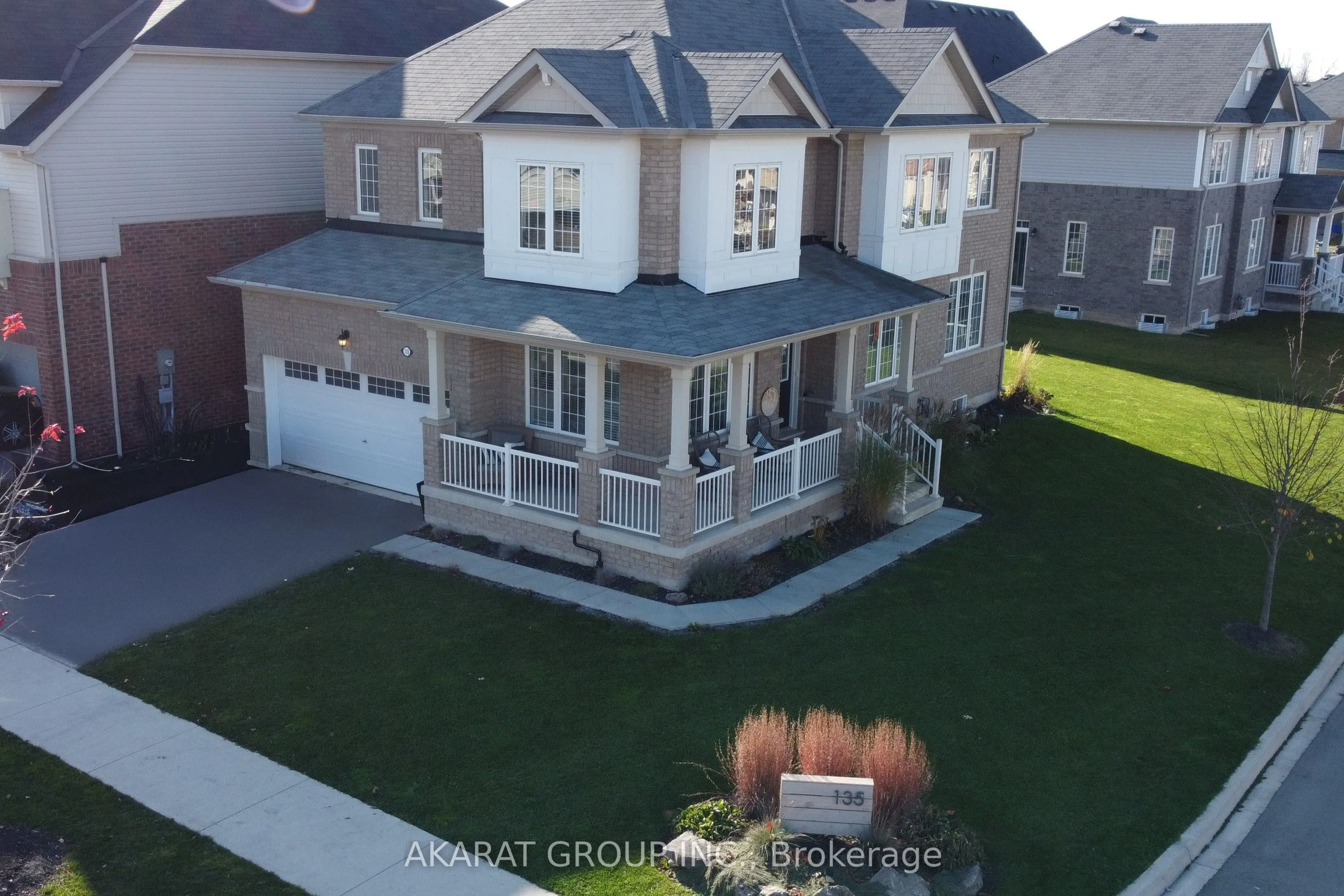 135 Esther Crescent
