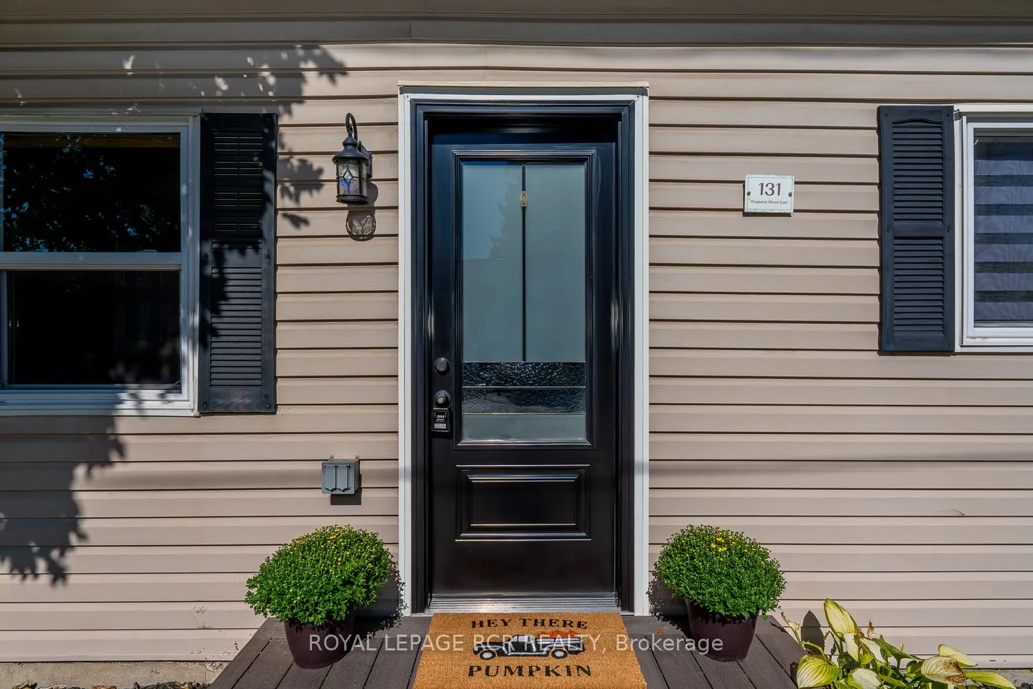 131 Frederick Street E
