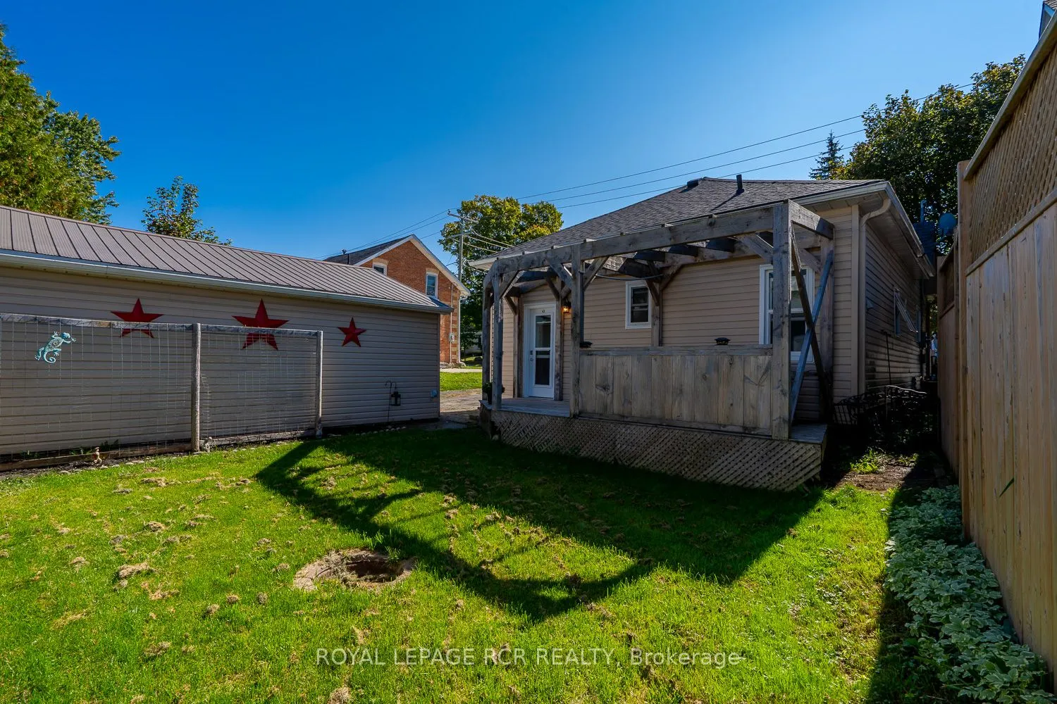 131 Frederick Street E