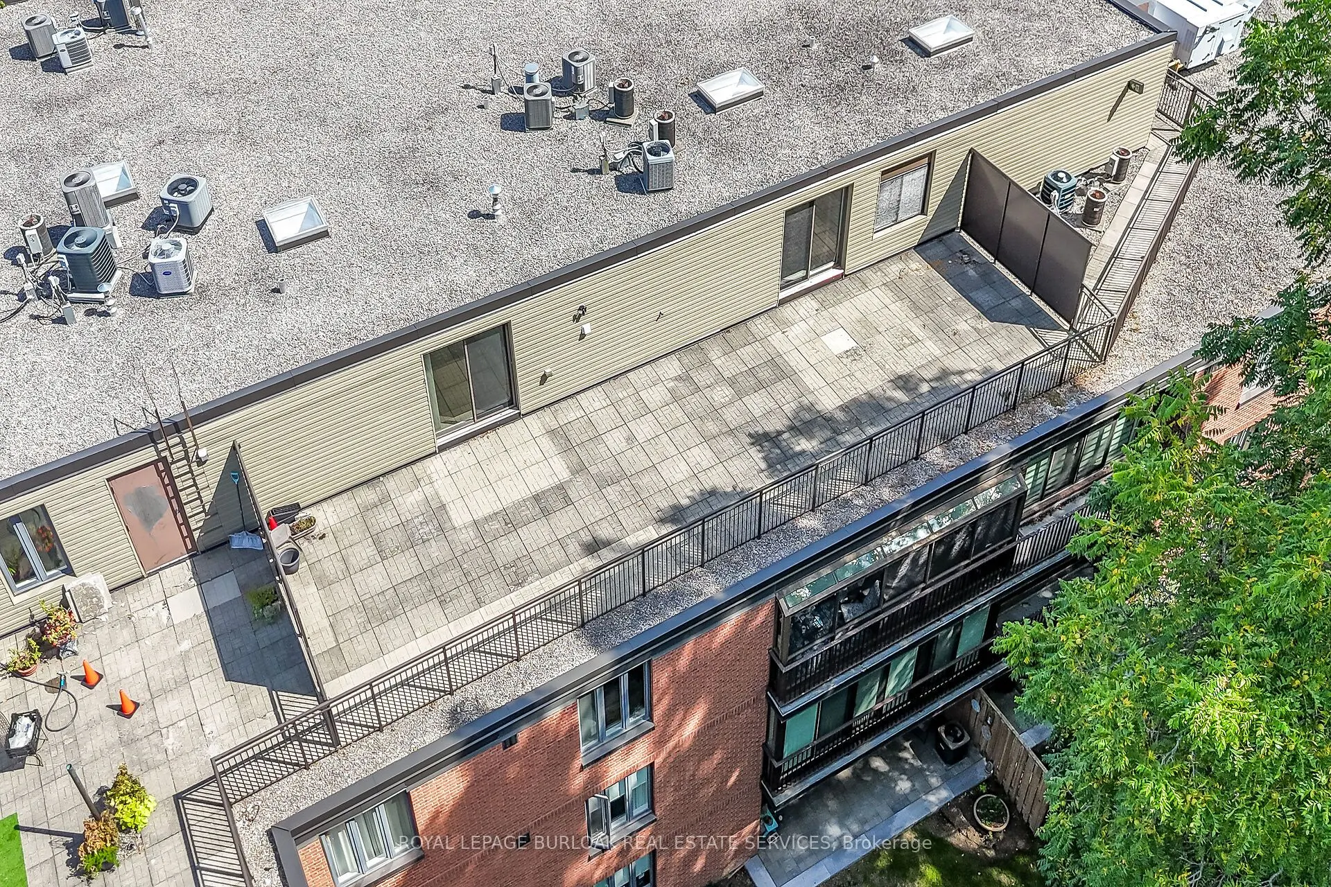 150 Wilson Street W, #PH1