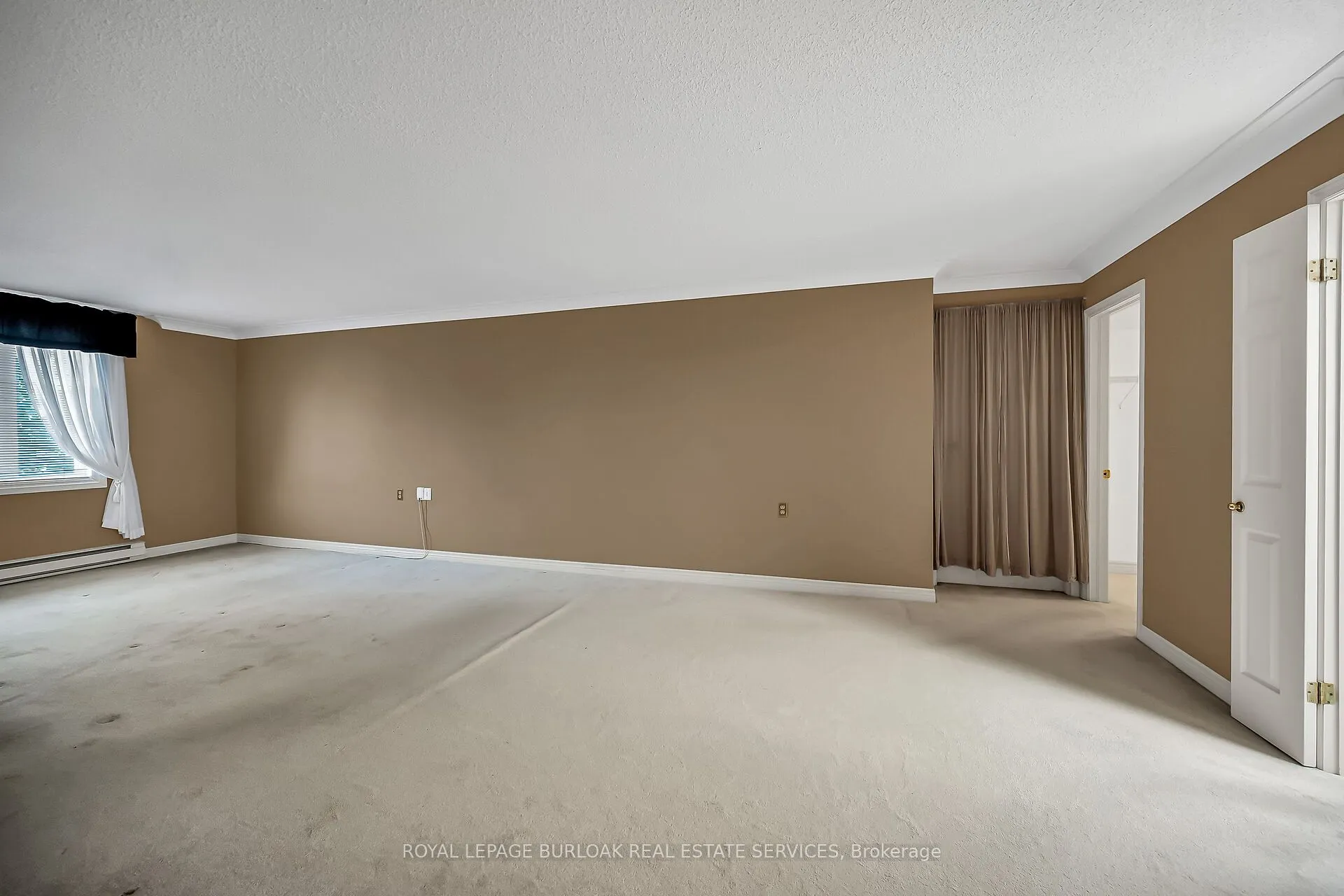 150 Wilson Street W, #PH1