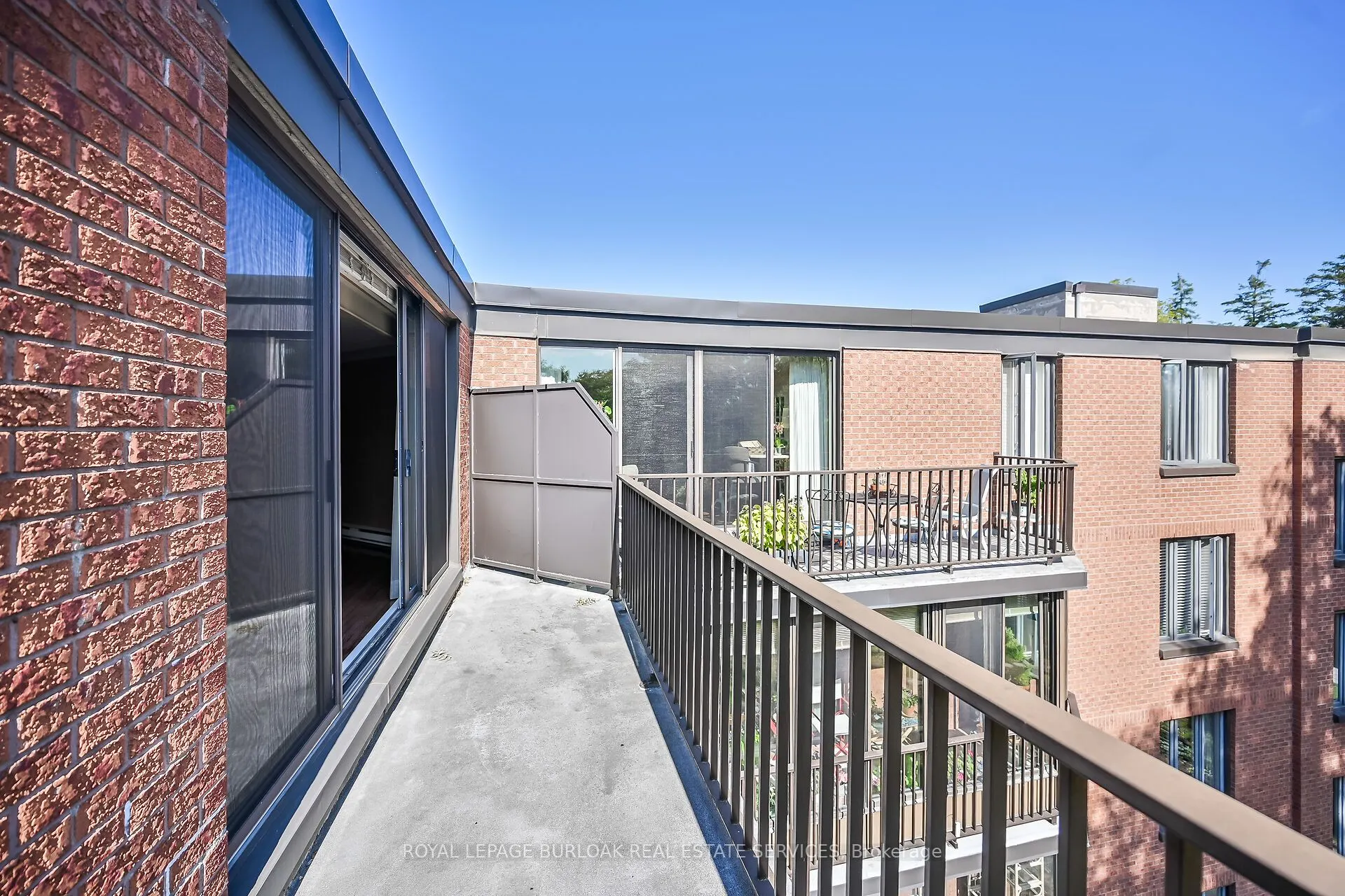 150 Wilson Street W, #PH1
