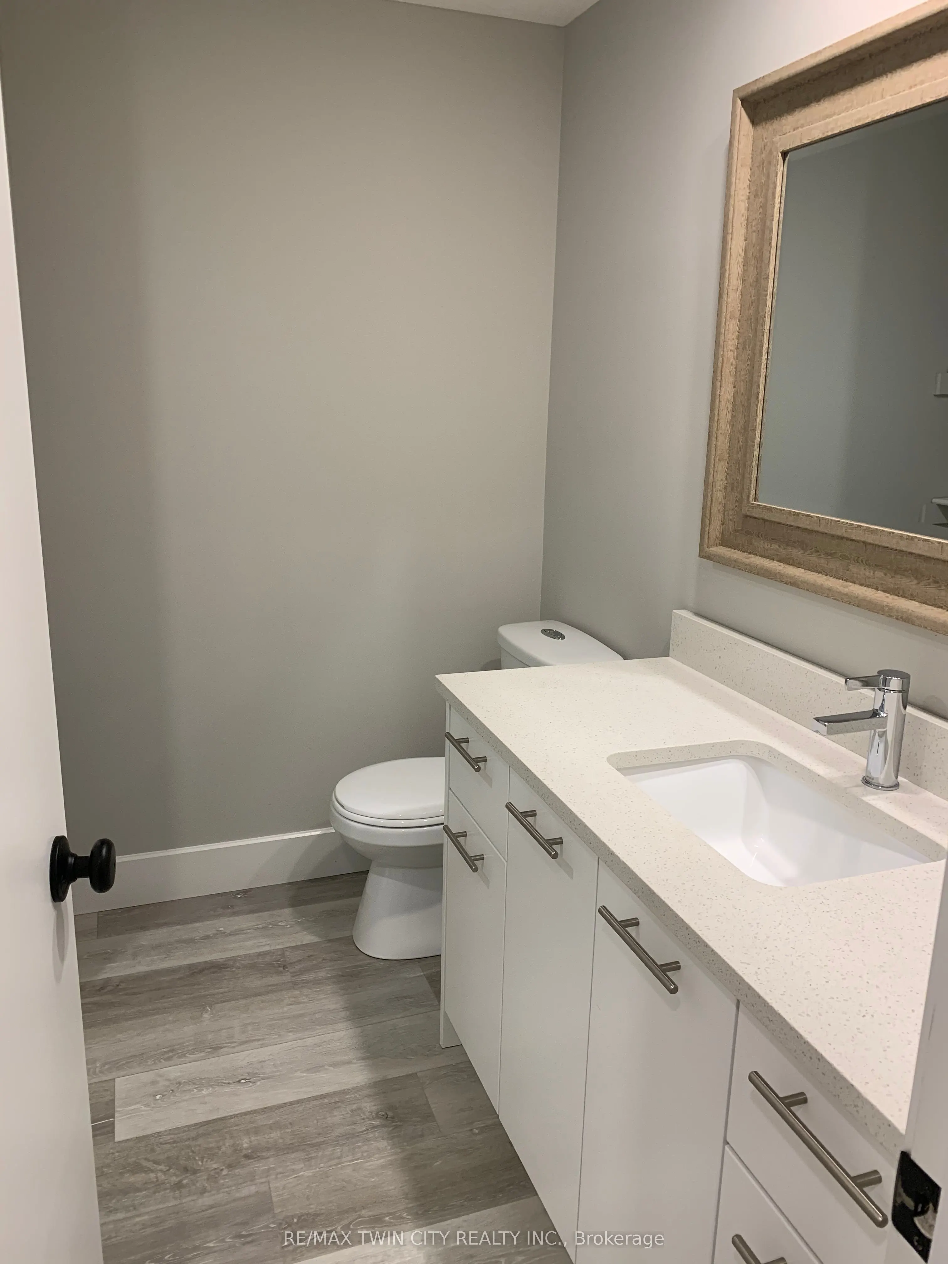 114 Glen Park Crescent, #Lower
