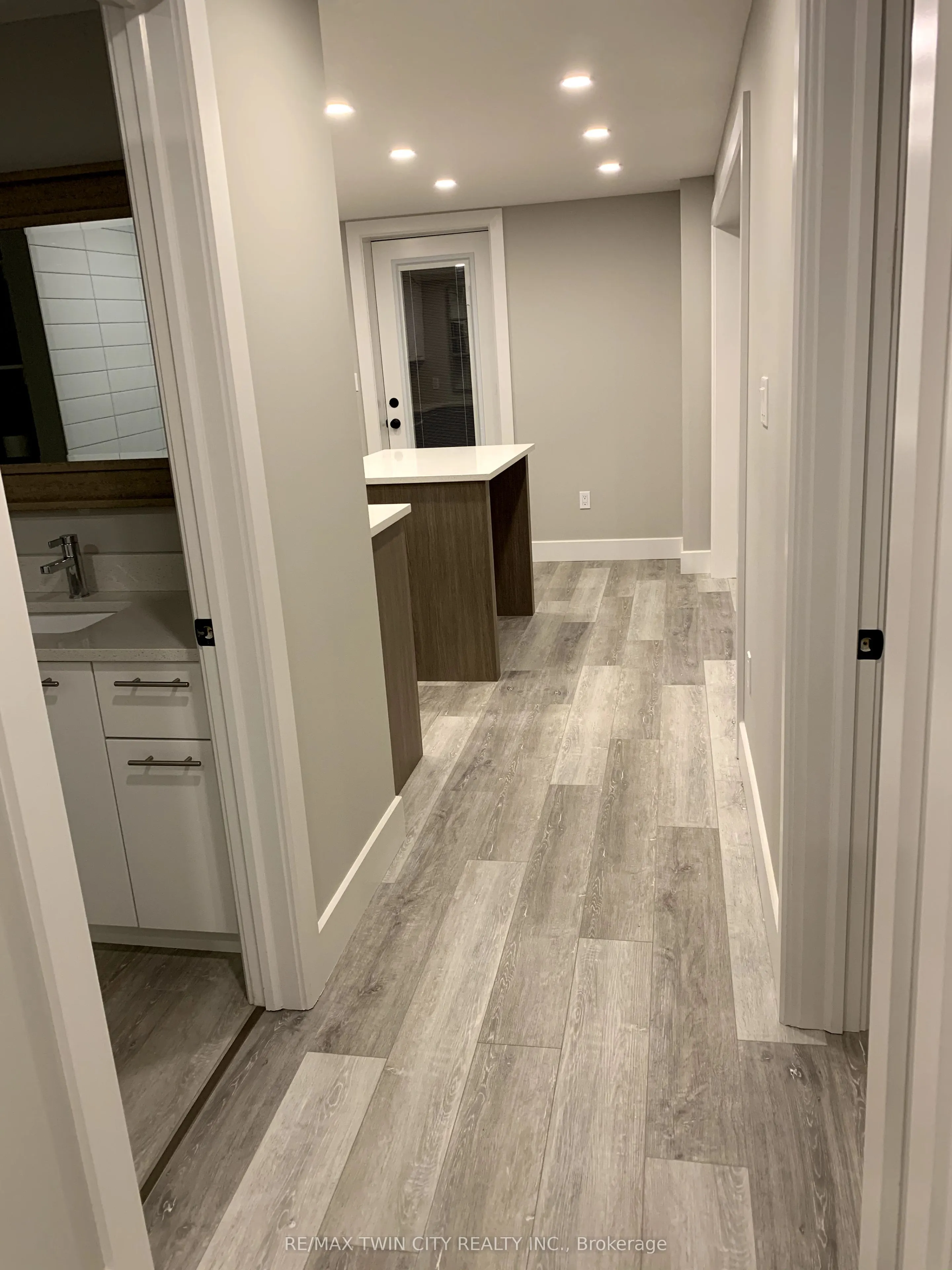 114 Glen Park Crescent, #Lower