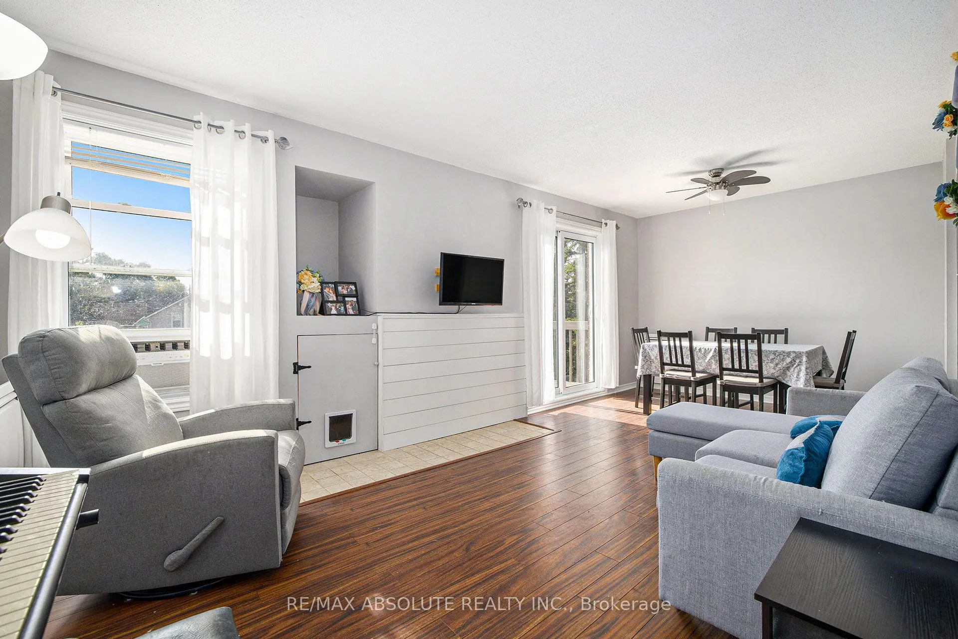 24 Townline Road W, #208