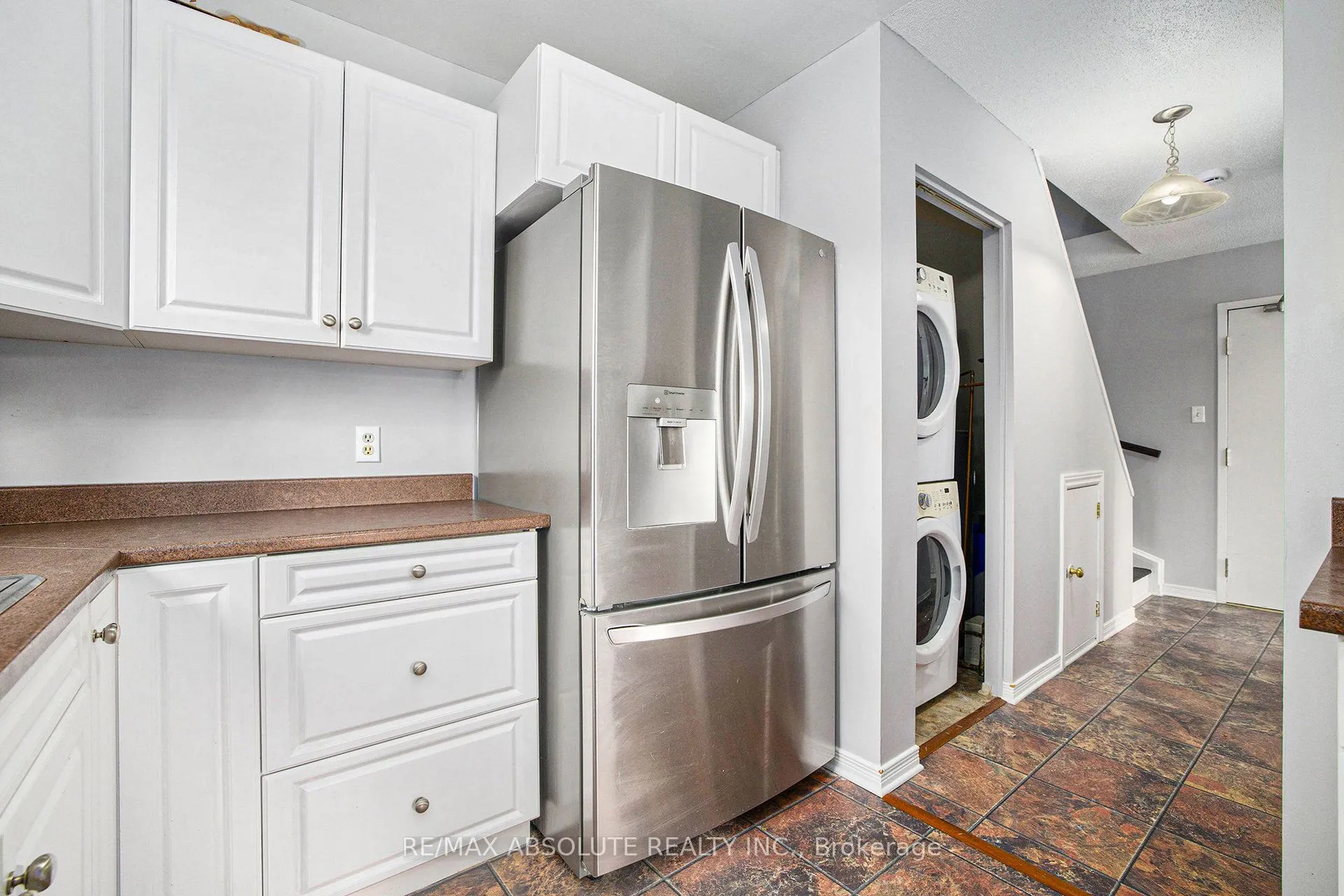 24 Townline Road W, #208