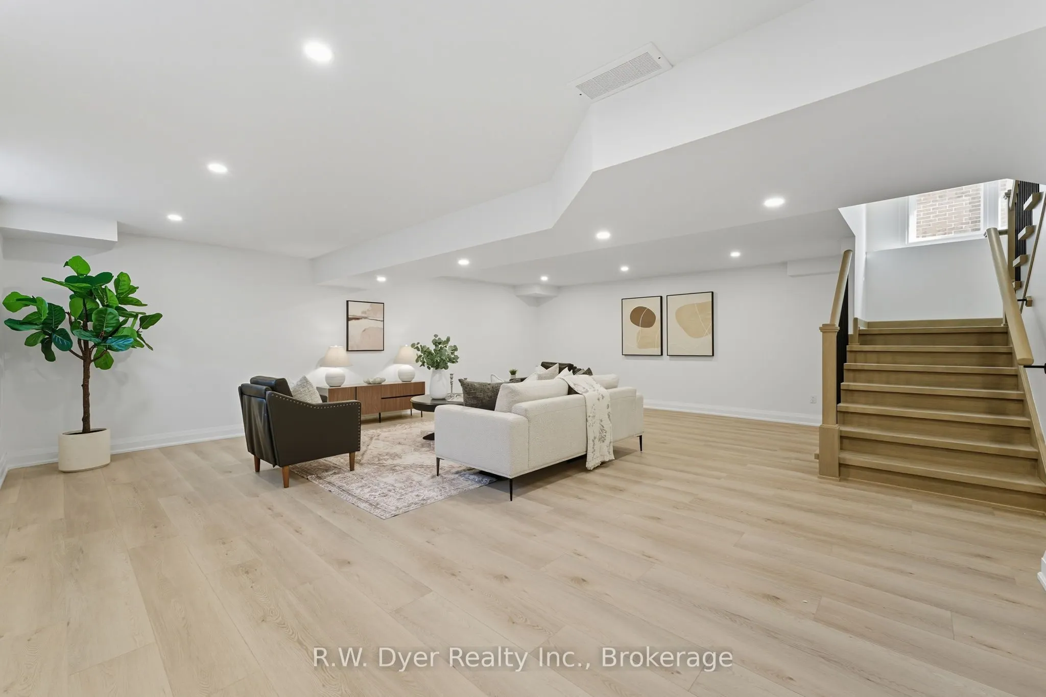 30 Manley Street