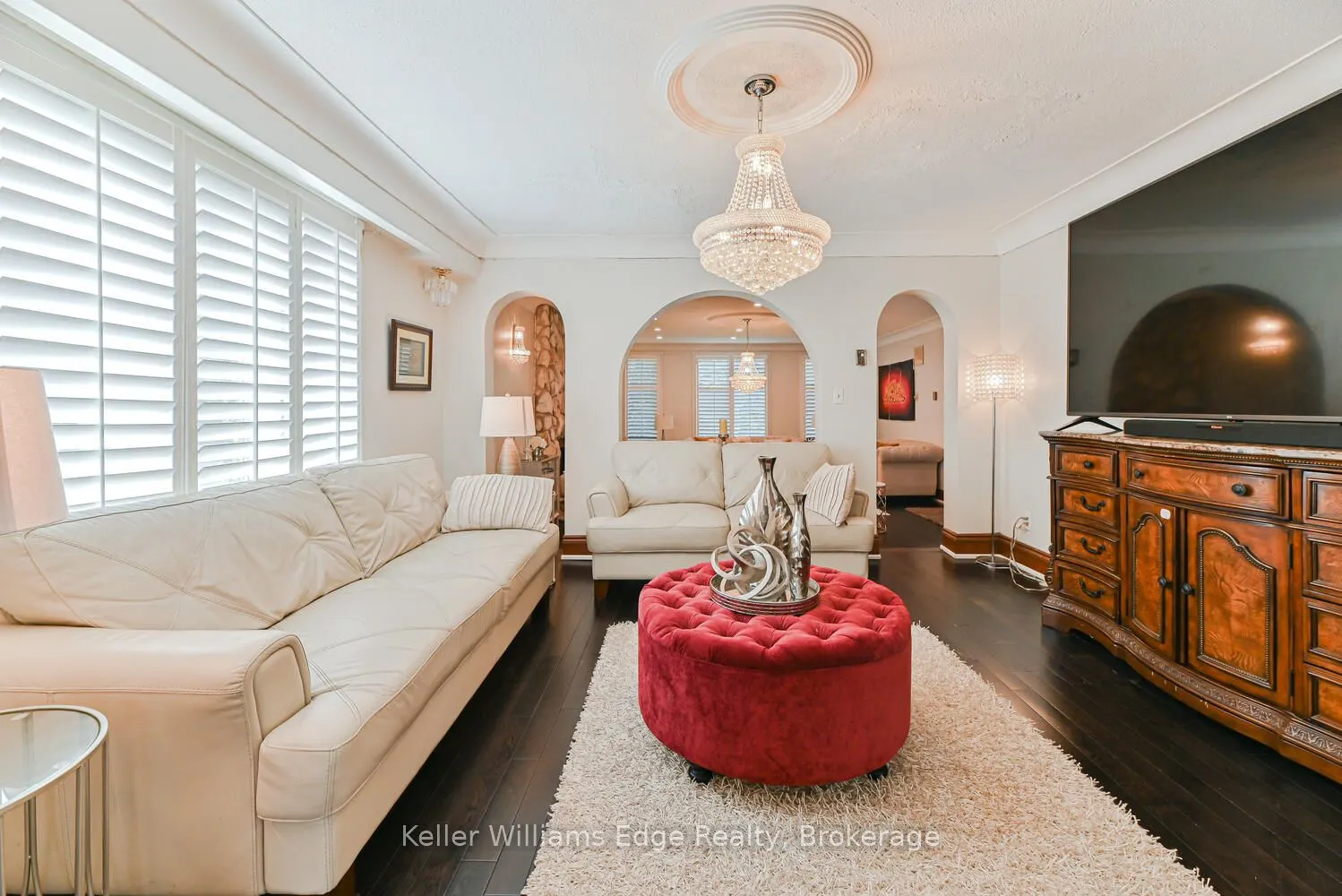 282 Book Road E