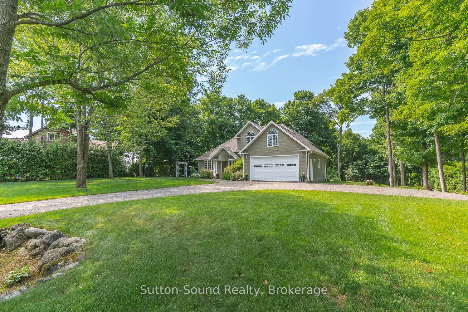 124 Golden Pond Drive