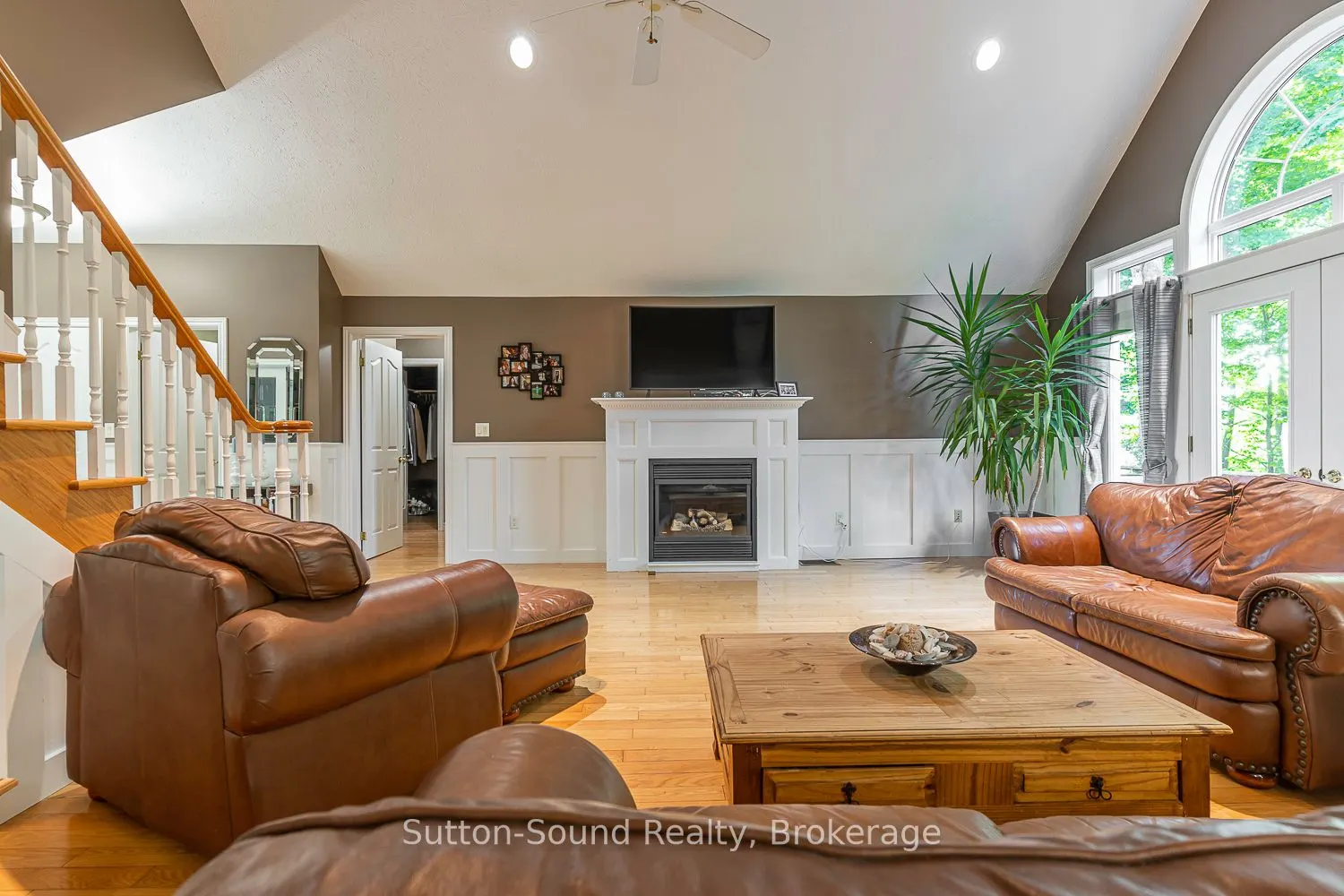 124 Golden Pond Drive