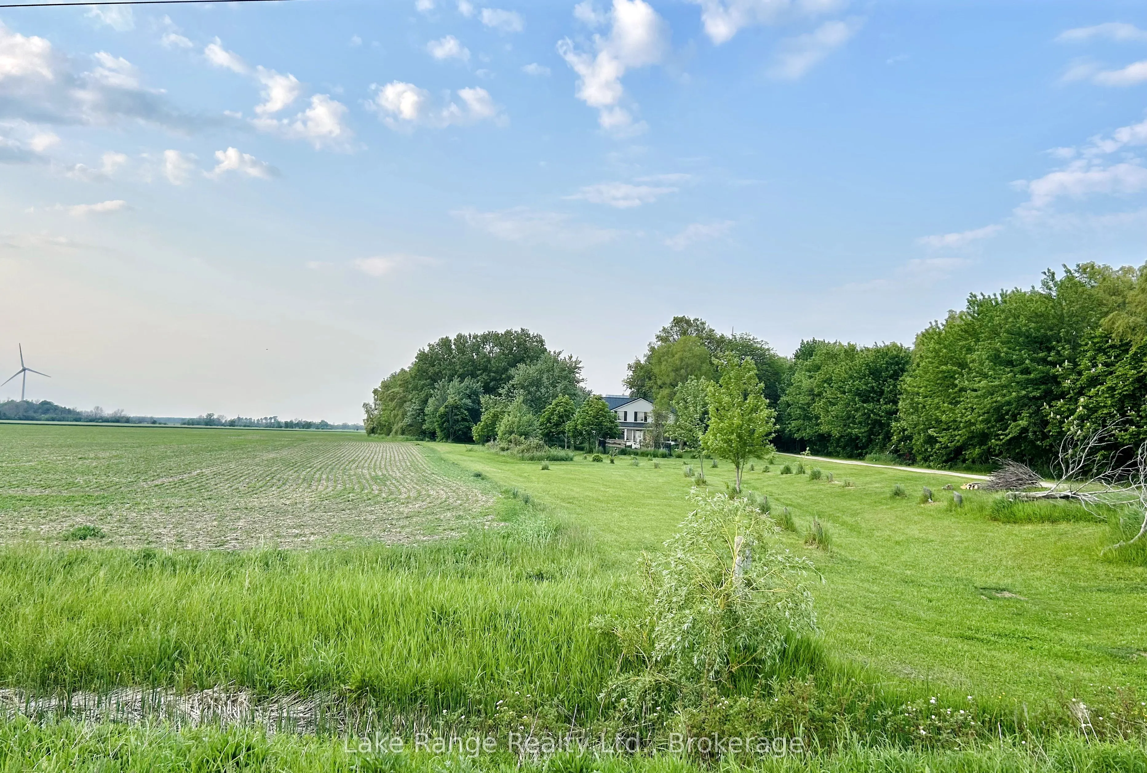 2742 Concession 4 Concession