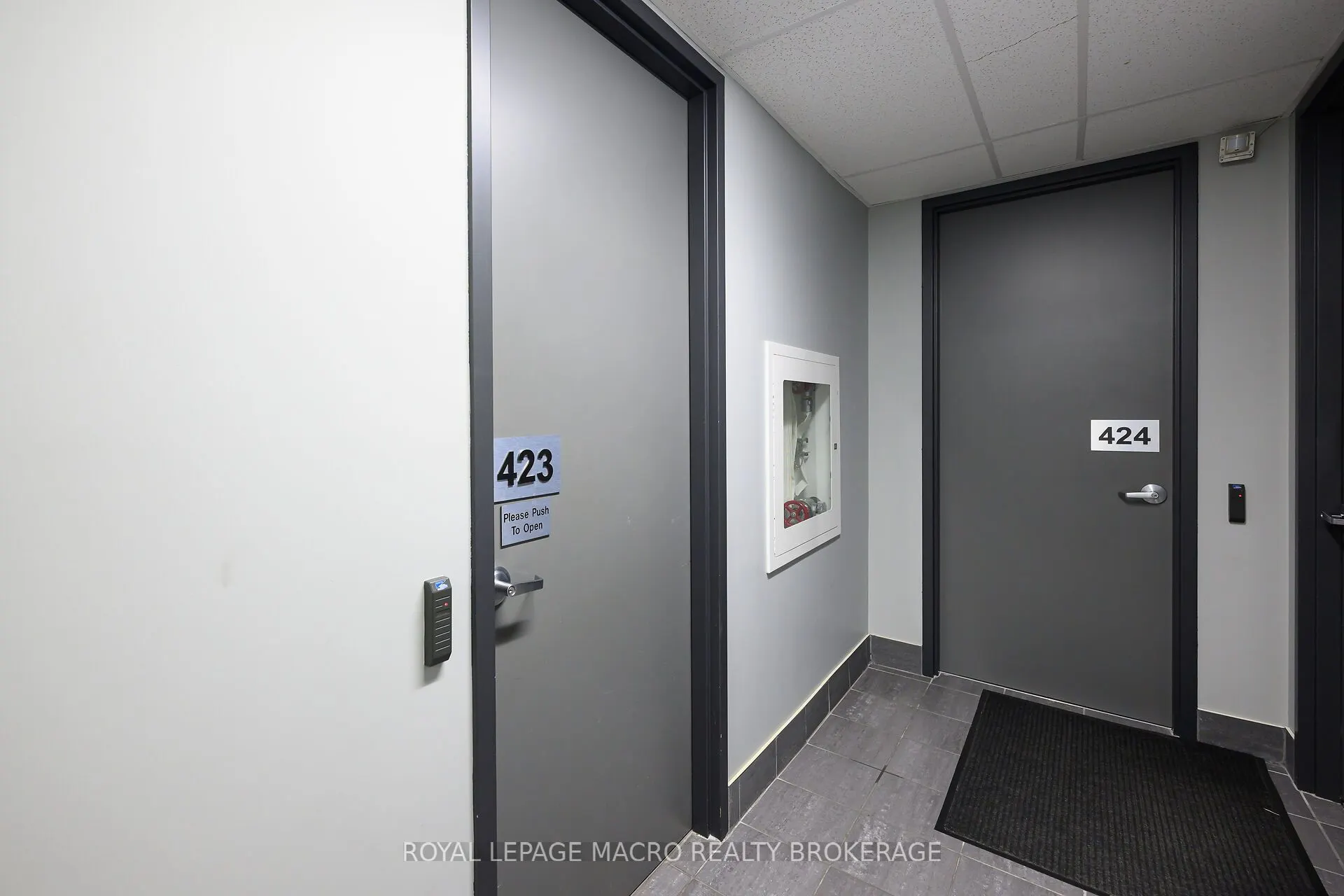 1100 South Service Road, #423