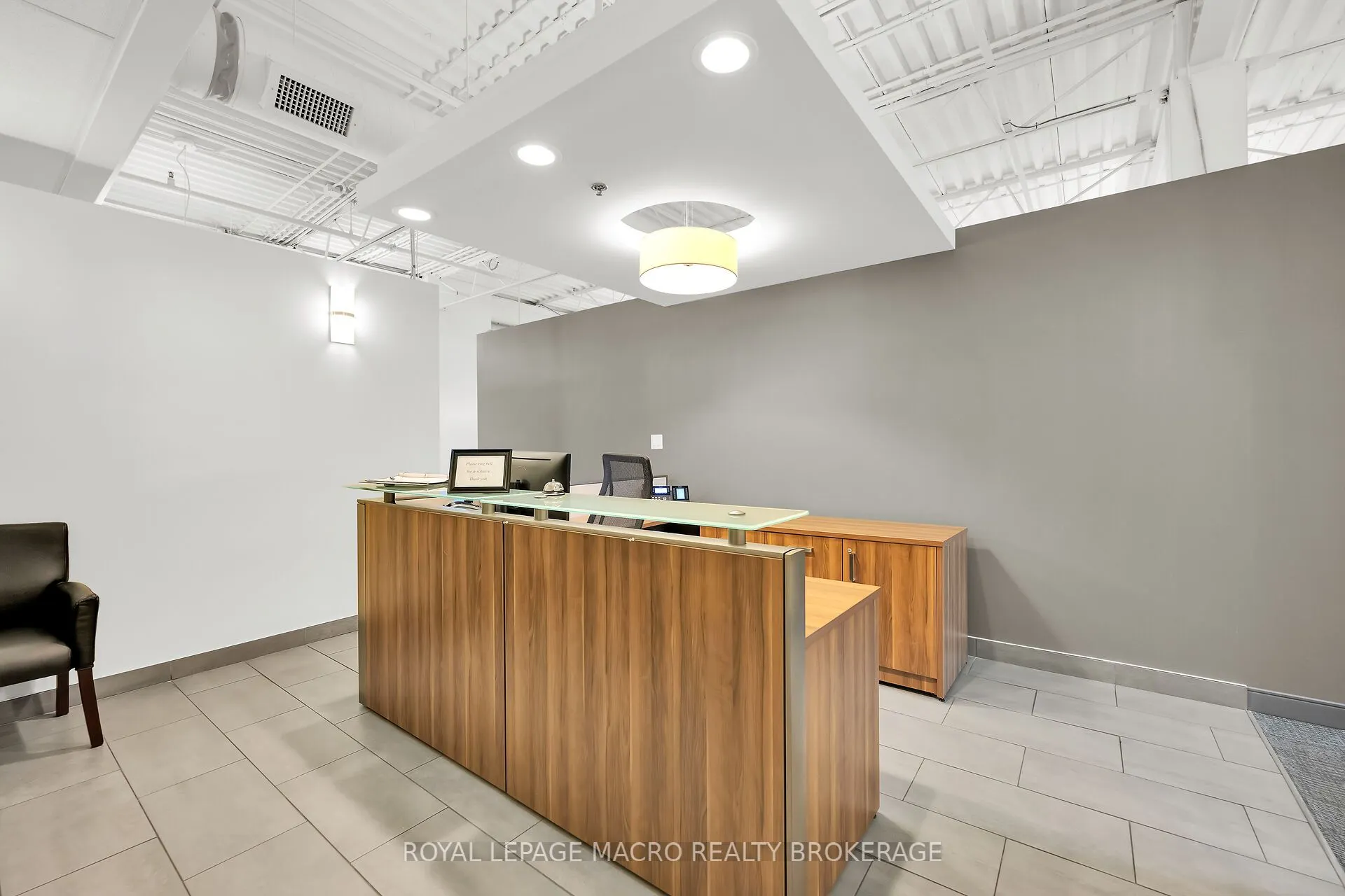 1100 South Service Road, #423