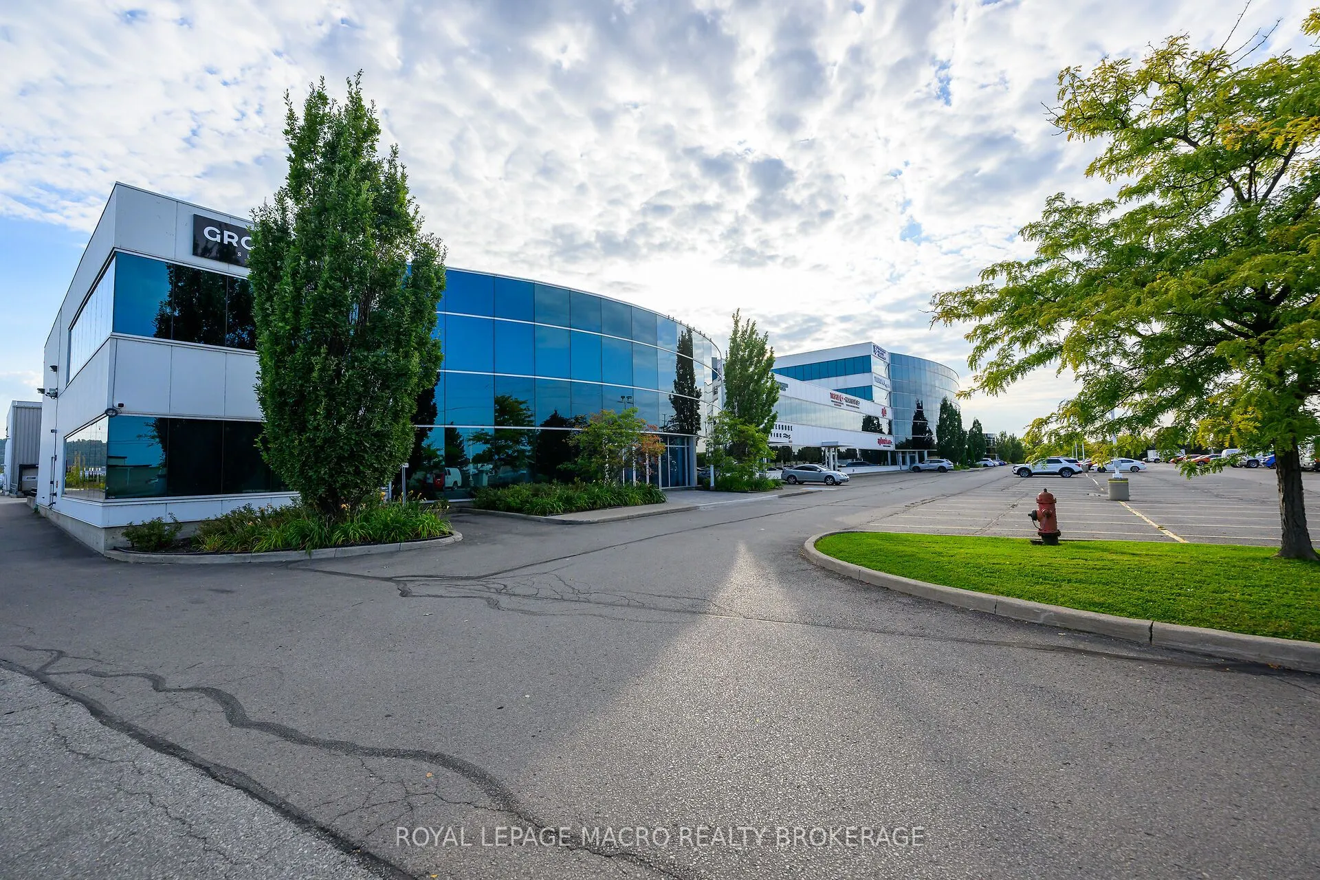 1100 South Service Road, #423
