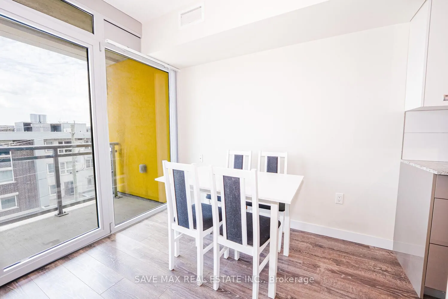257 Hemlock Street, #405