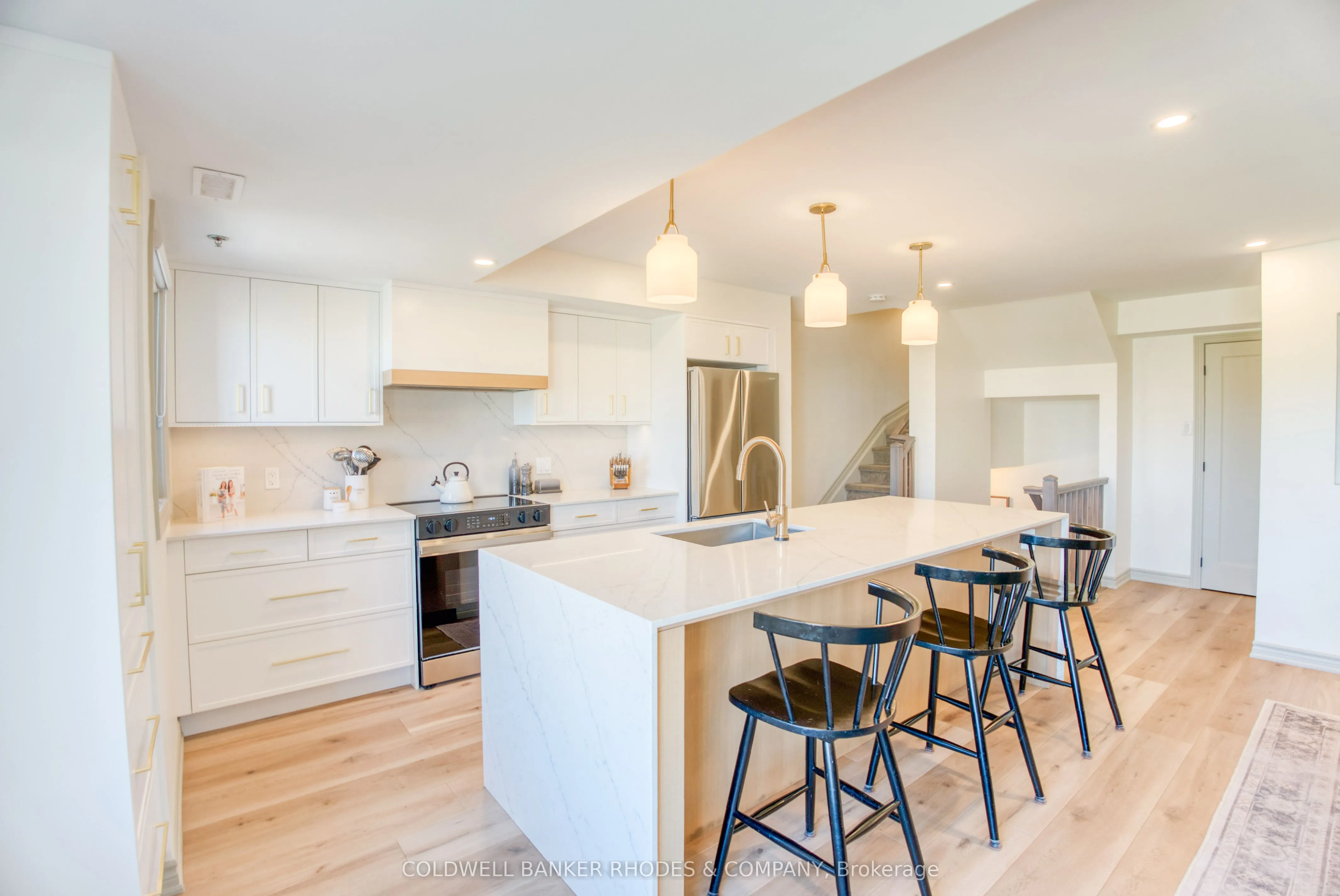 840 Mikinak Road, #241