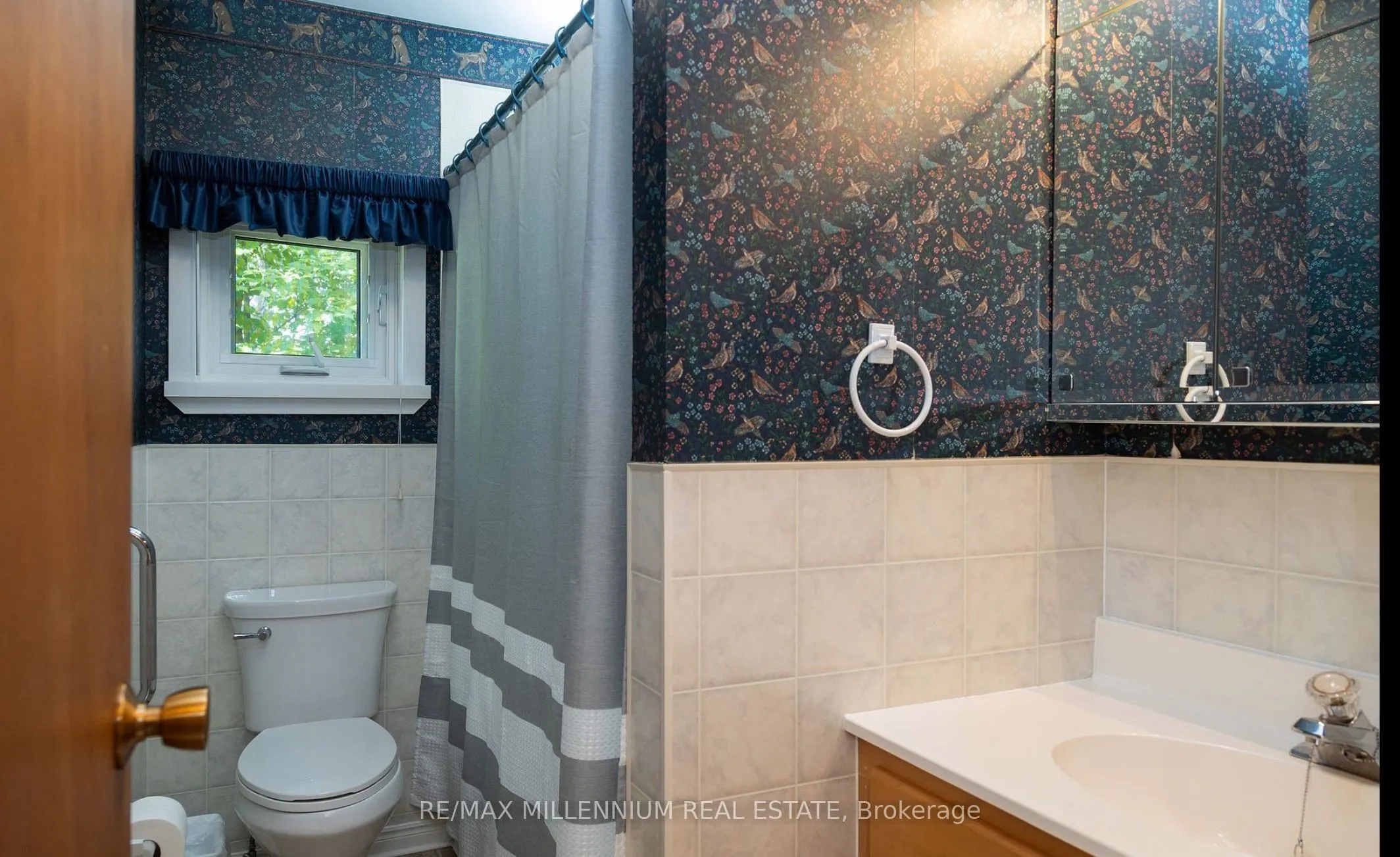 695 High Way, #124