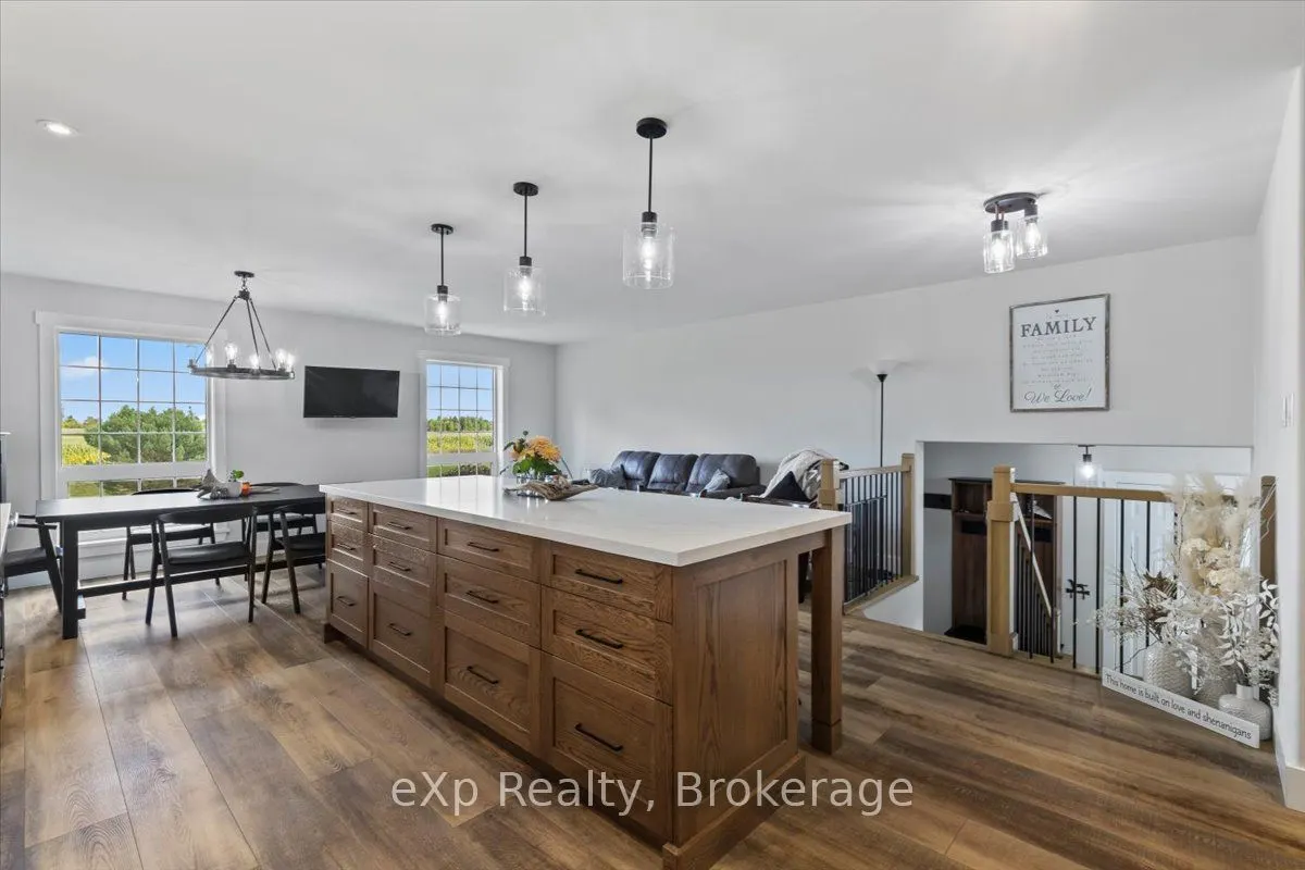112260 Grey 14 Road