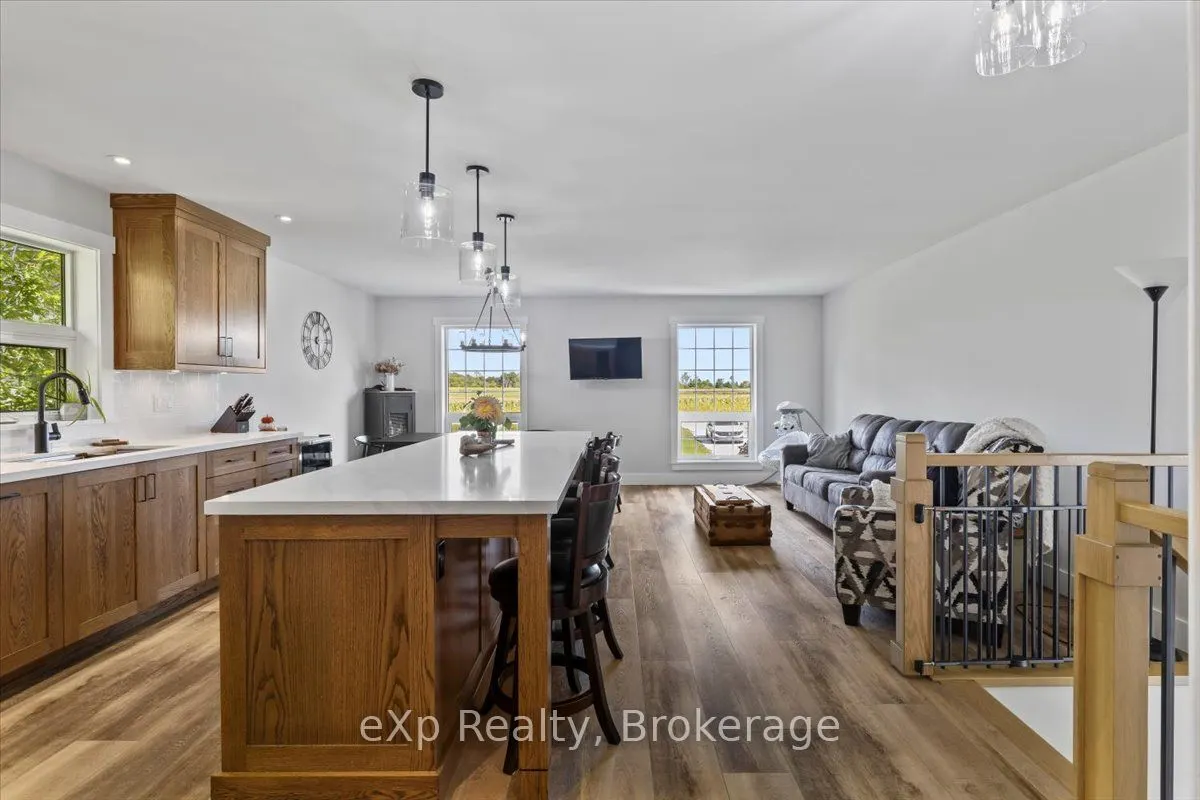 112260 Grey 14 Road