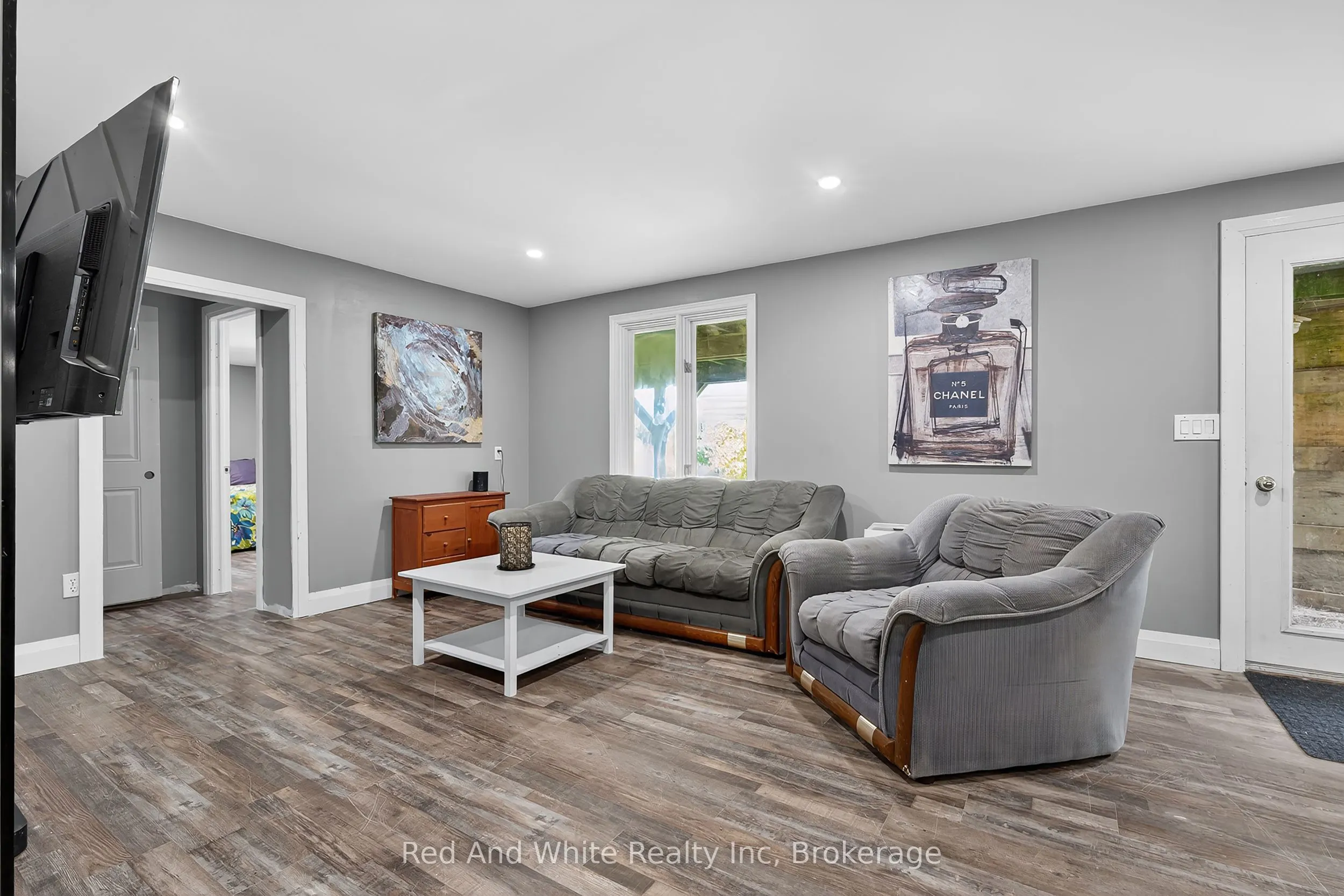 7146 Noah Road, R.R. # 1 Road