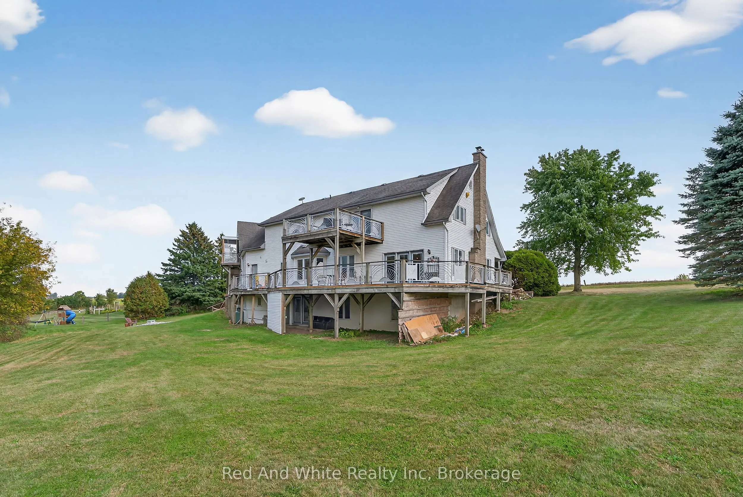 7146 Noah Road, R.R. # 1 Road