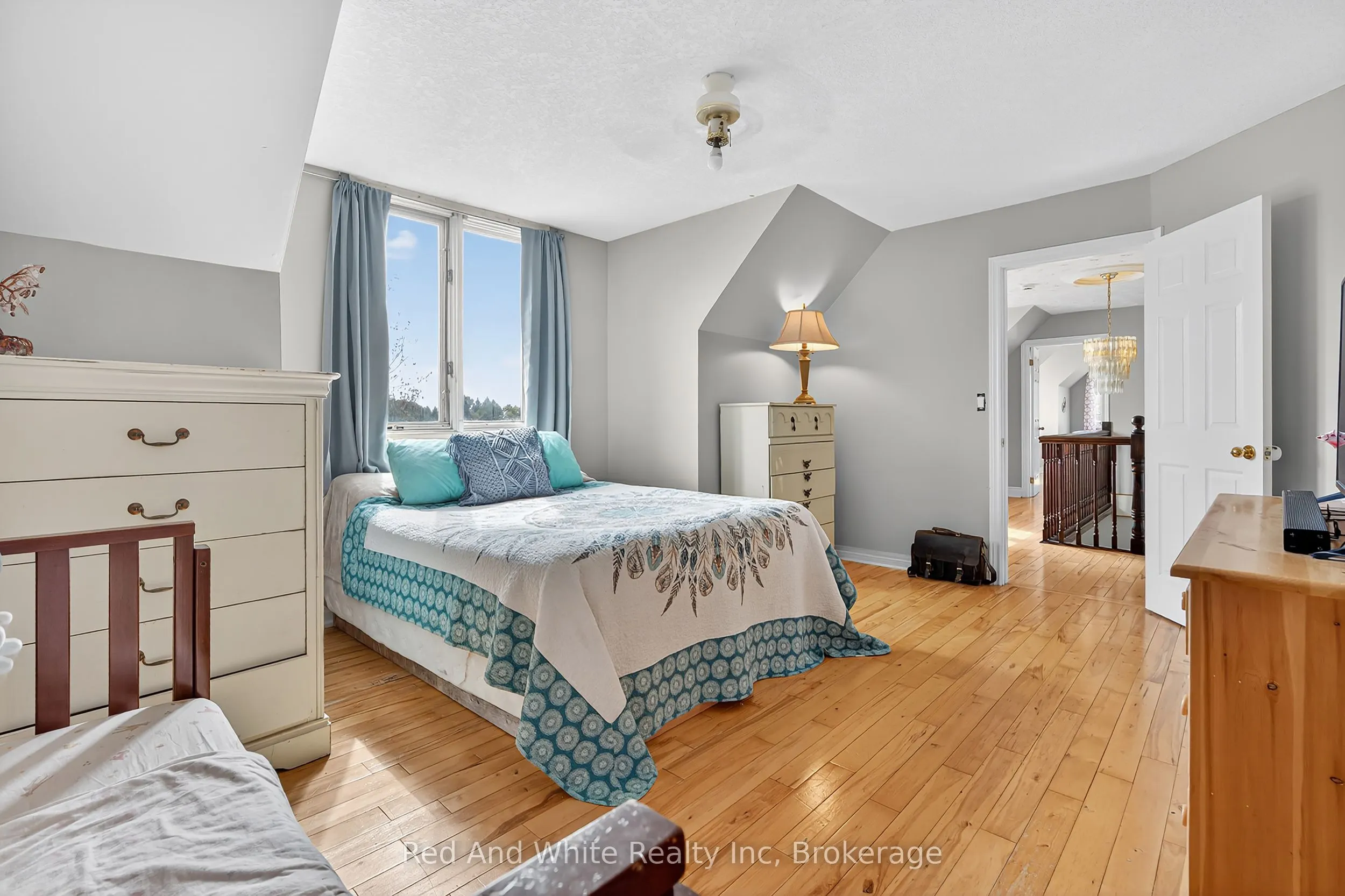 7146 Noah Road, R.R. # 1 Road