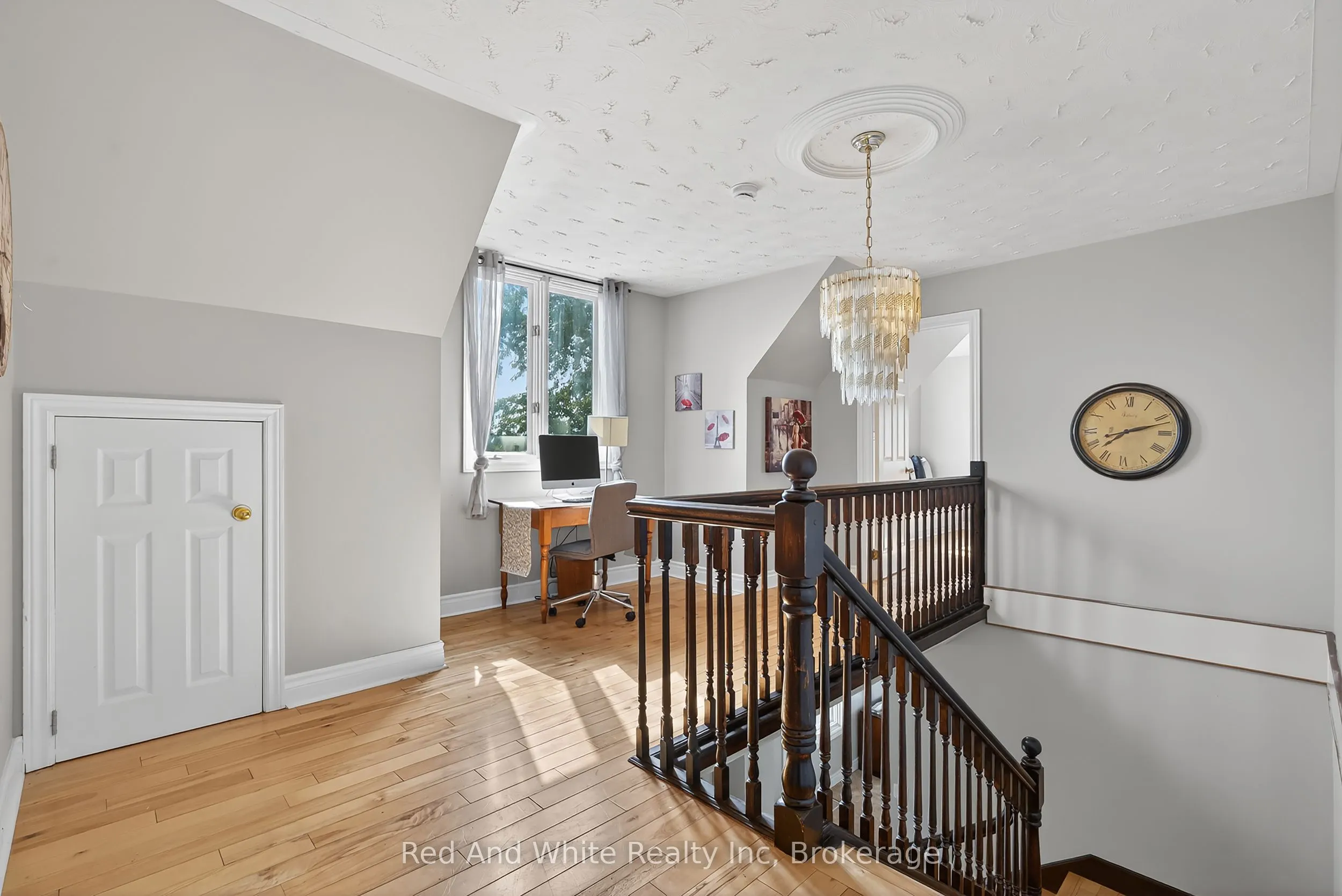 7146 Noah Road, R.R. # 1 Road