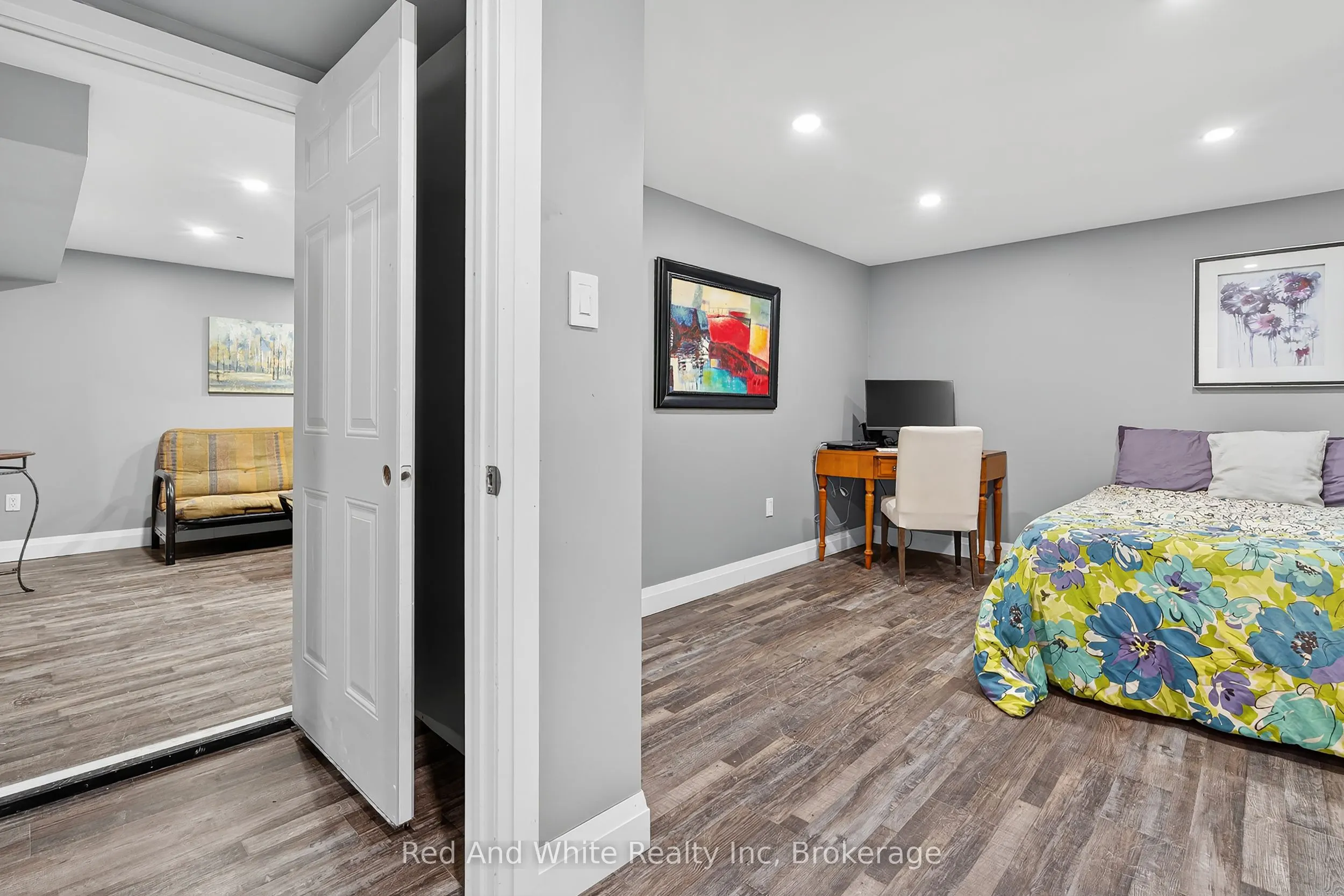 7146 Noah Road, R.R. # 1 Road