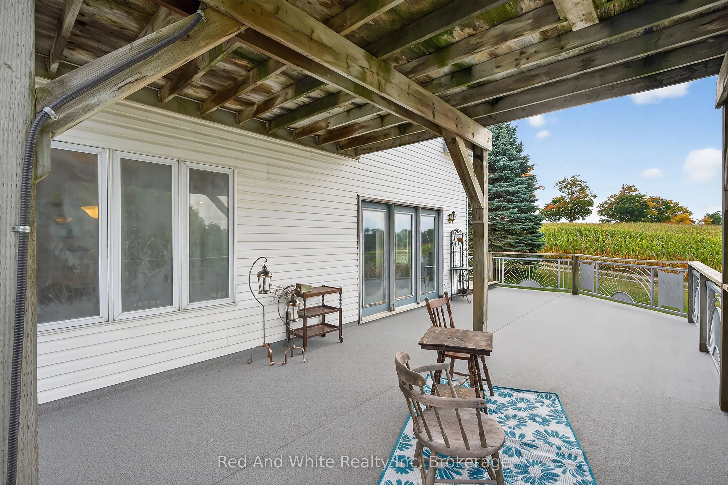 7146 Noah Road, R.R. # 1 Road