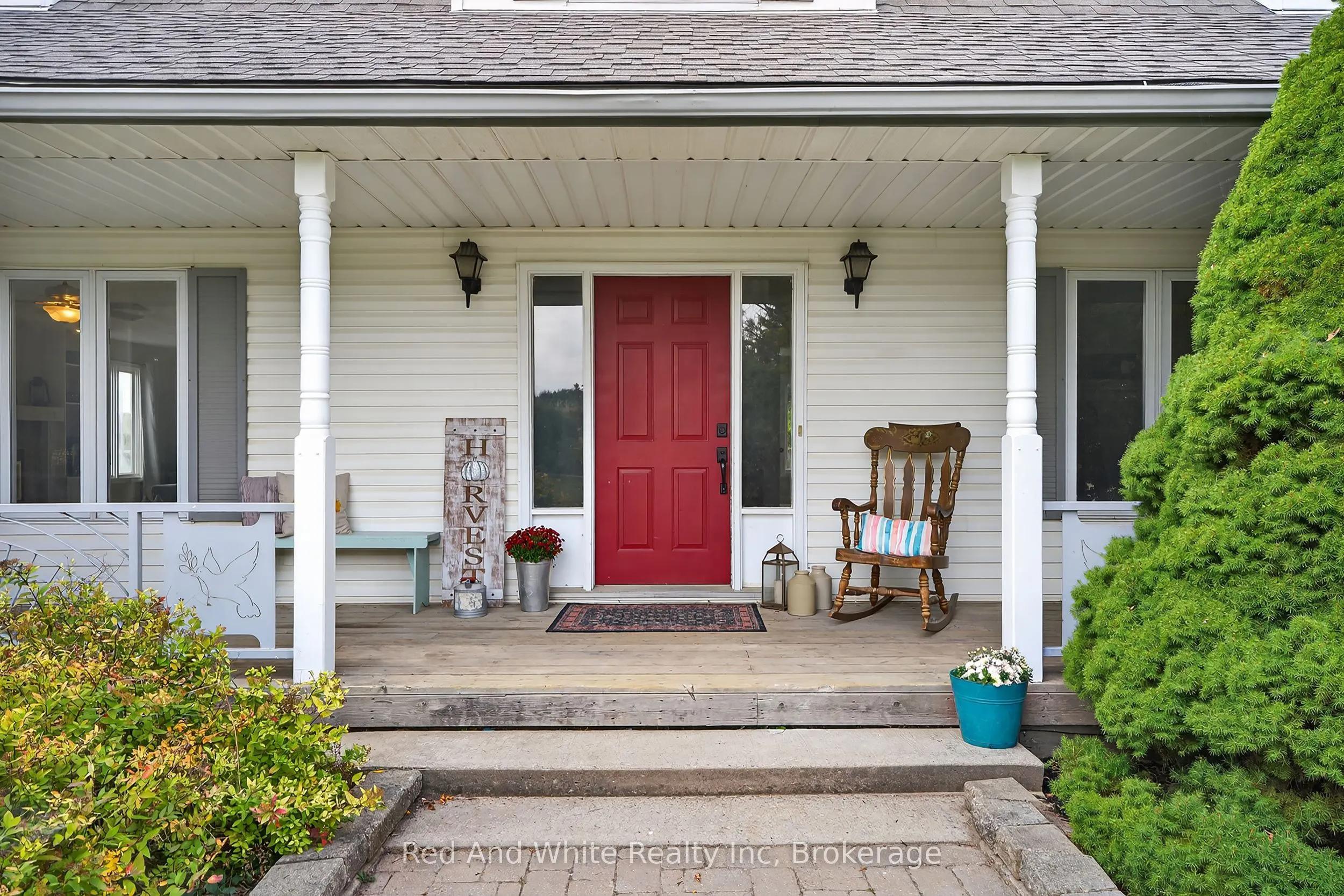 7146 Noah Road, R.R. # 1 Road