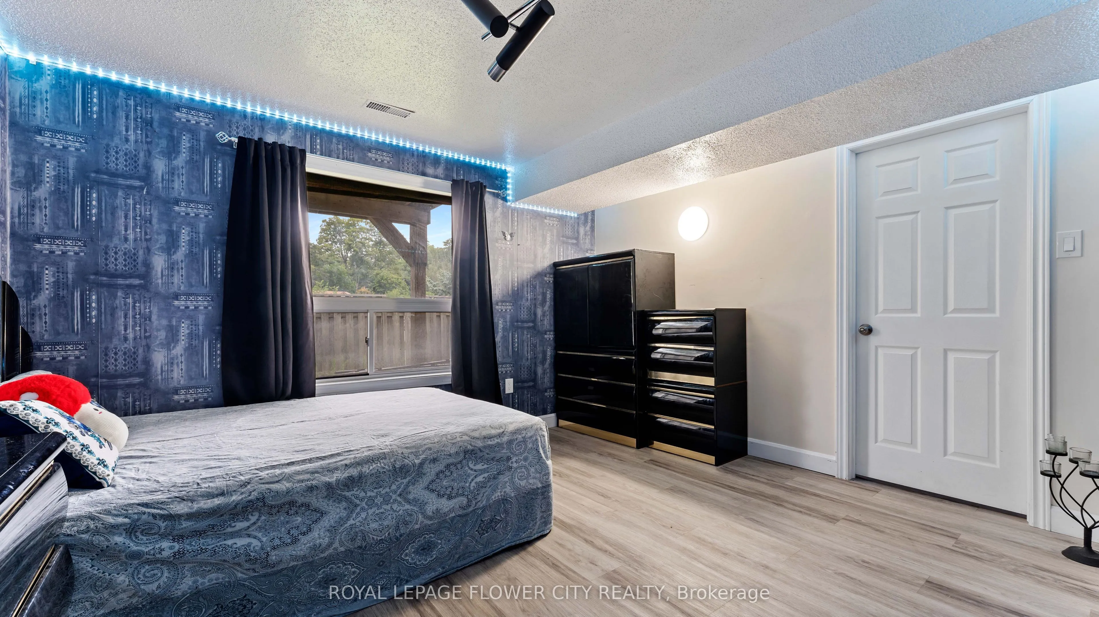 365 Pioneer Drive, #16