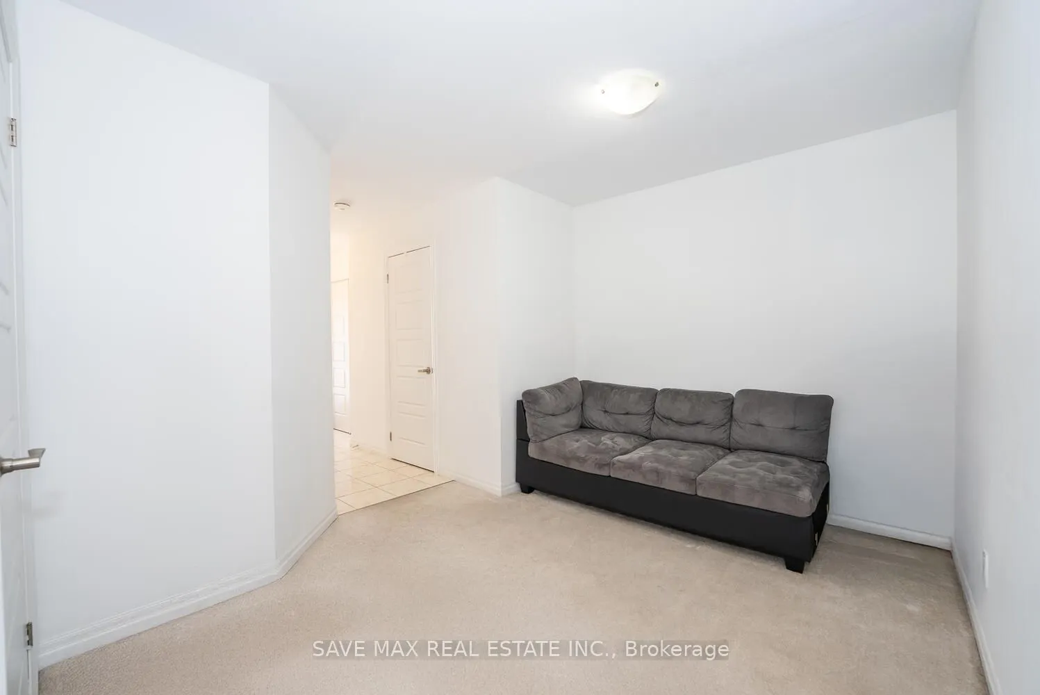 9 Shedrow Place