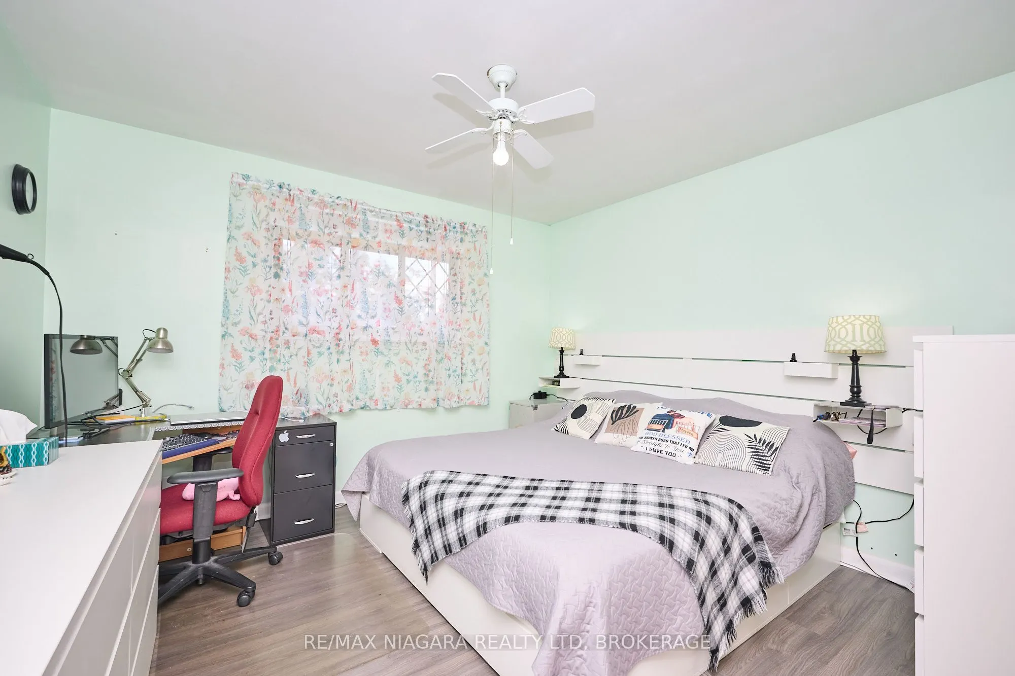 316 Bowen Road