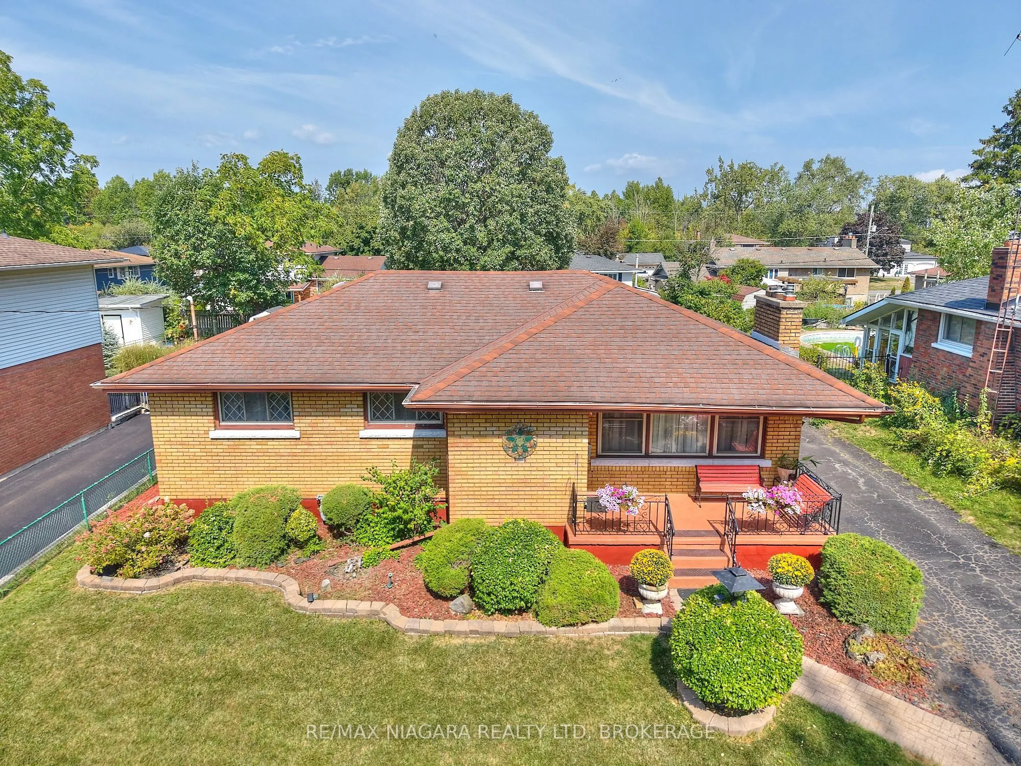 316 Bowen Road
