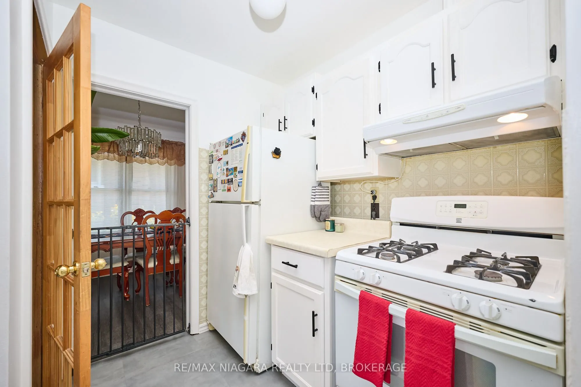316 Bowen Road