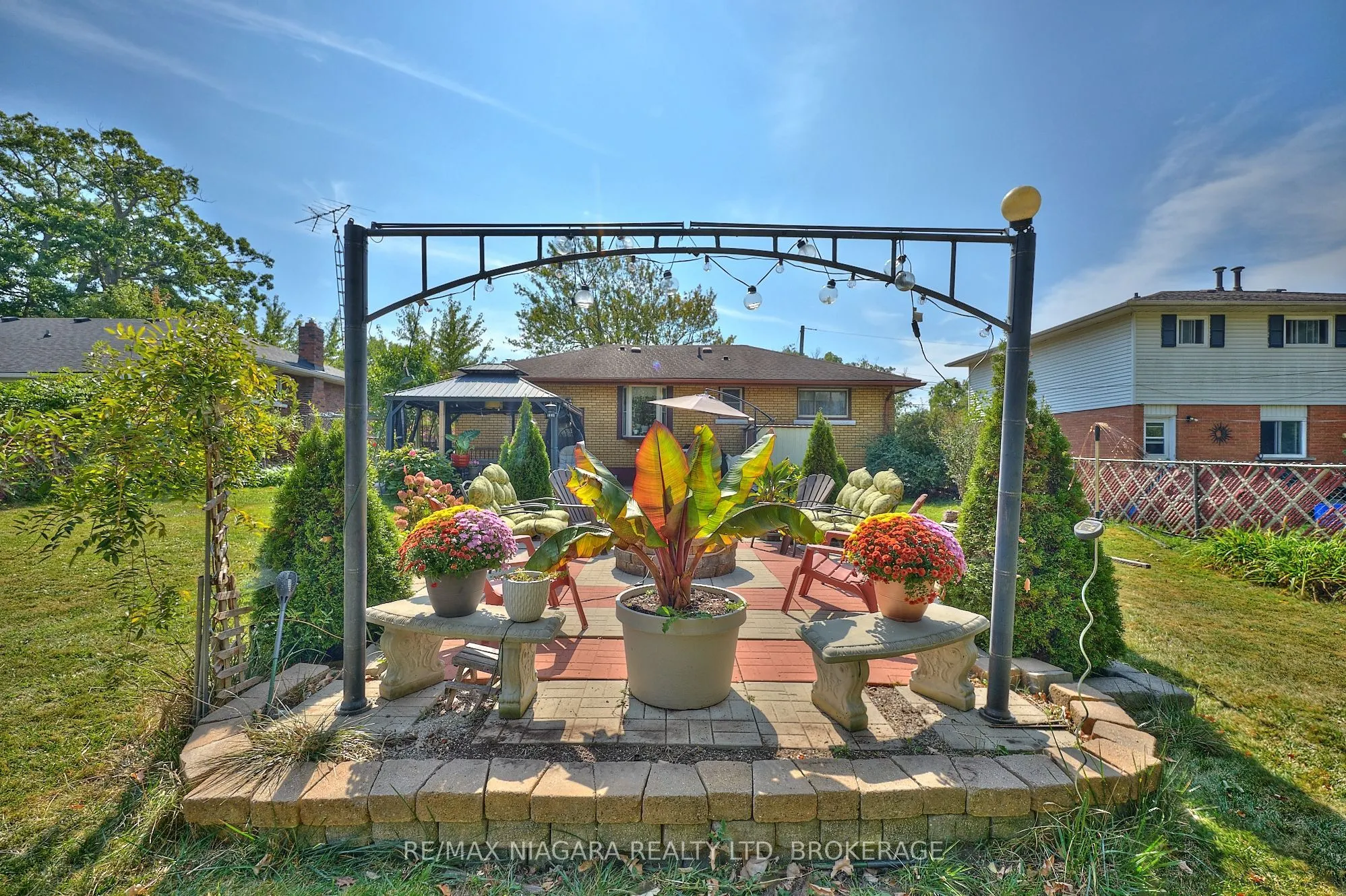 316 Bowen Road