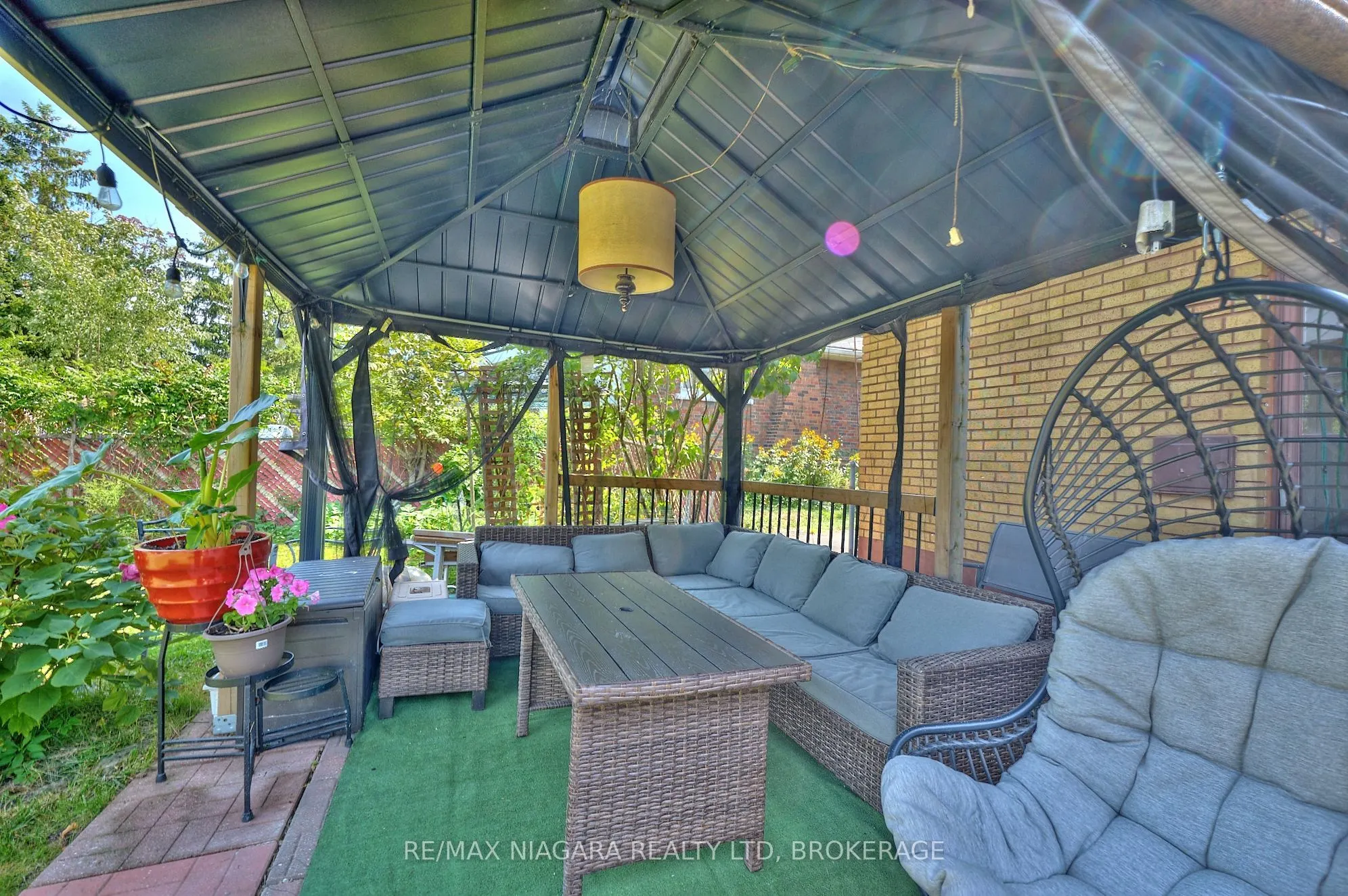 316 Bowen Road