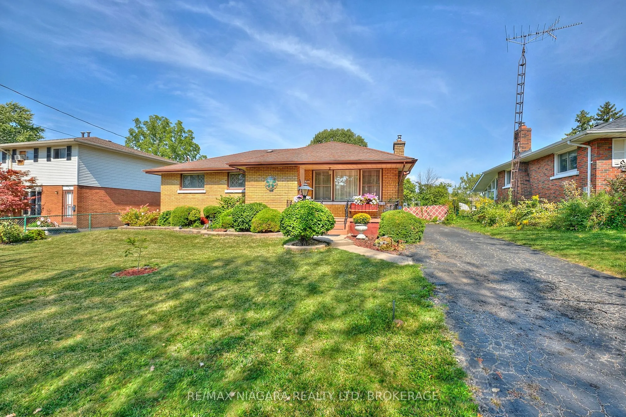 316 Bowen Road