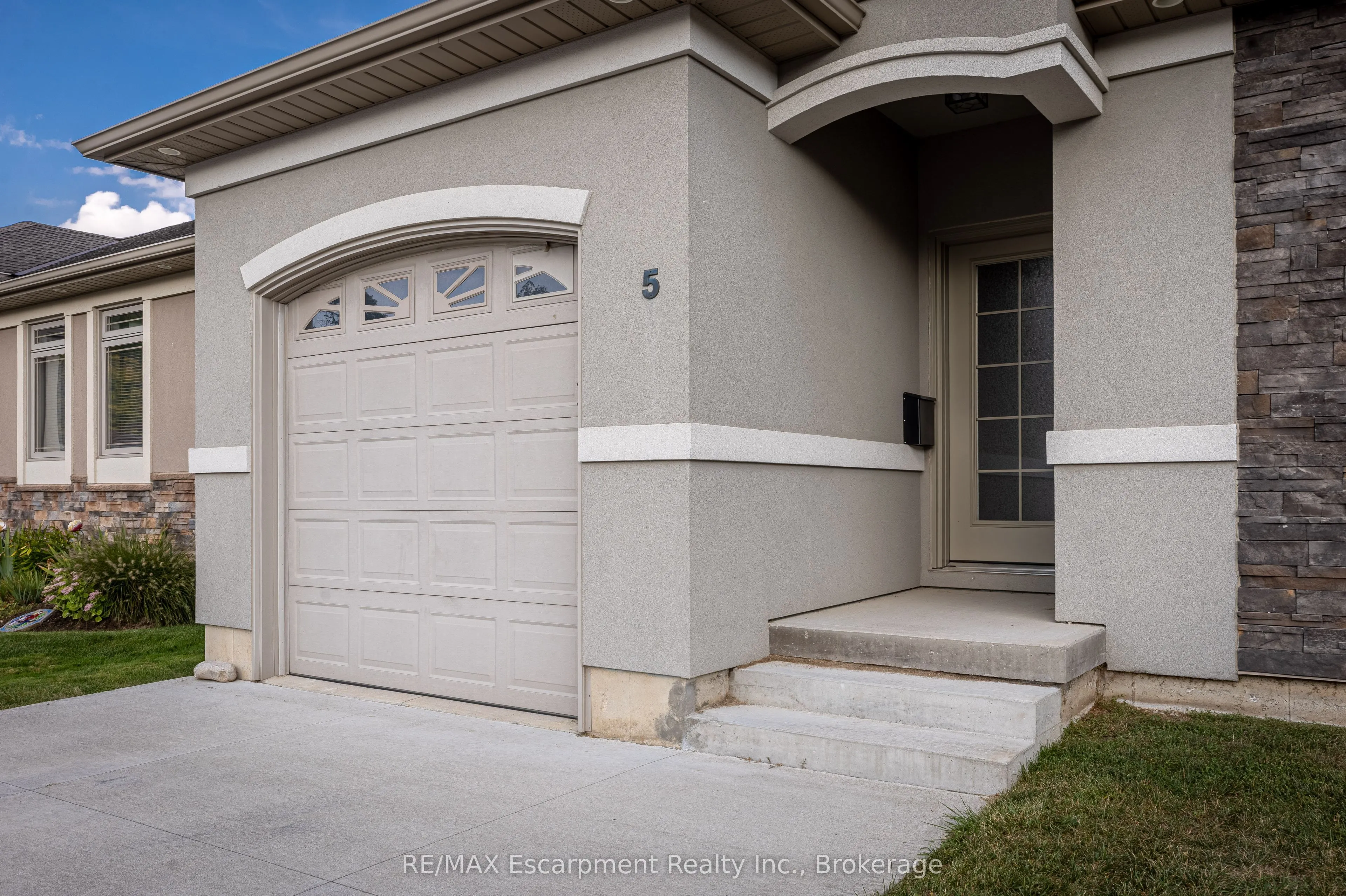 5 John Pound Road, ##5