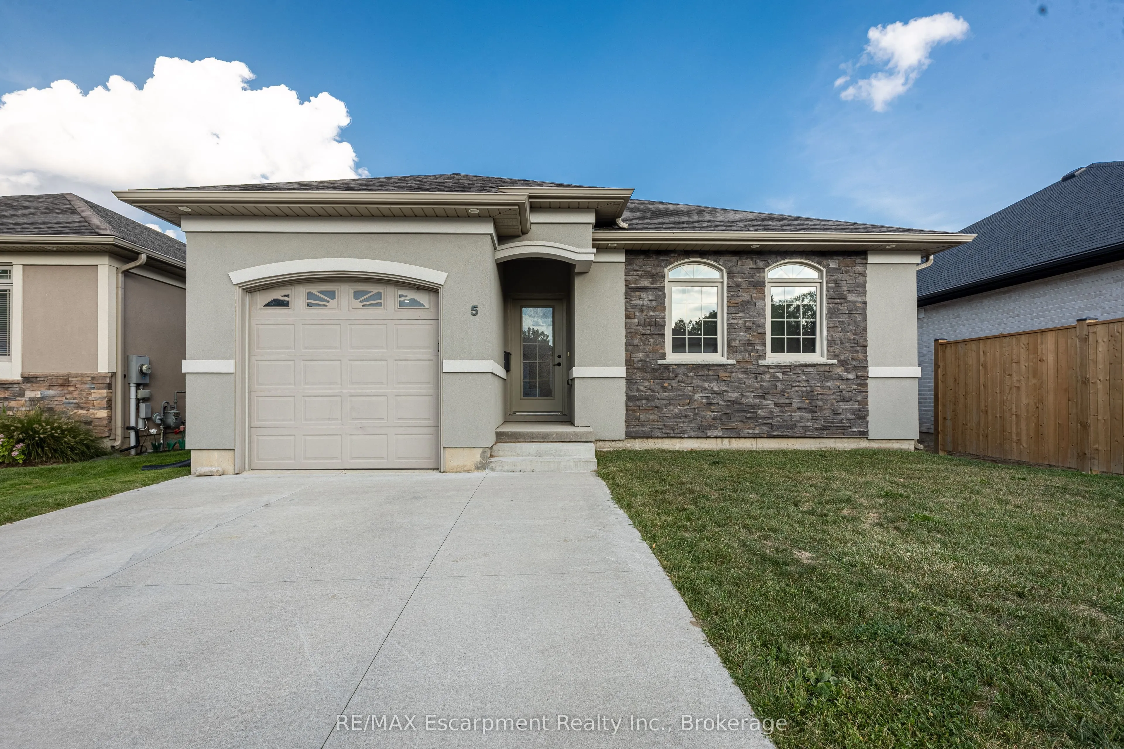 5 John Pound Road, ##5