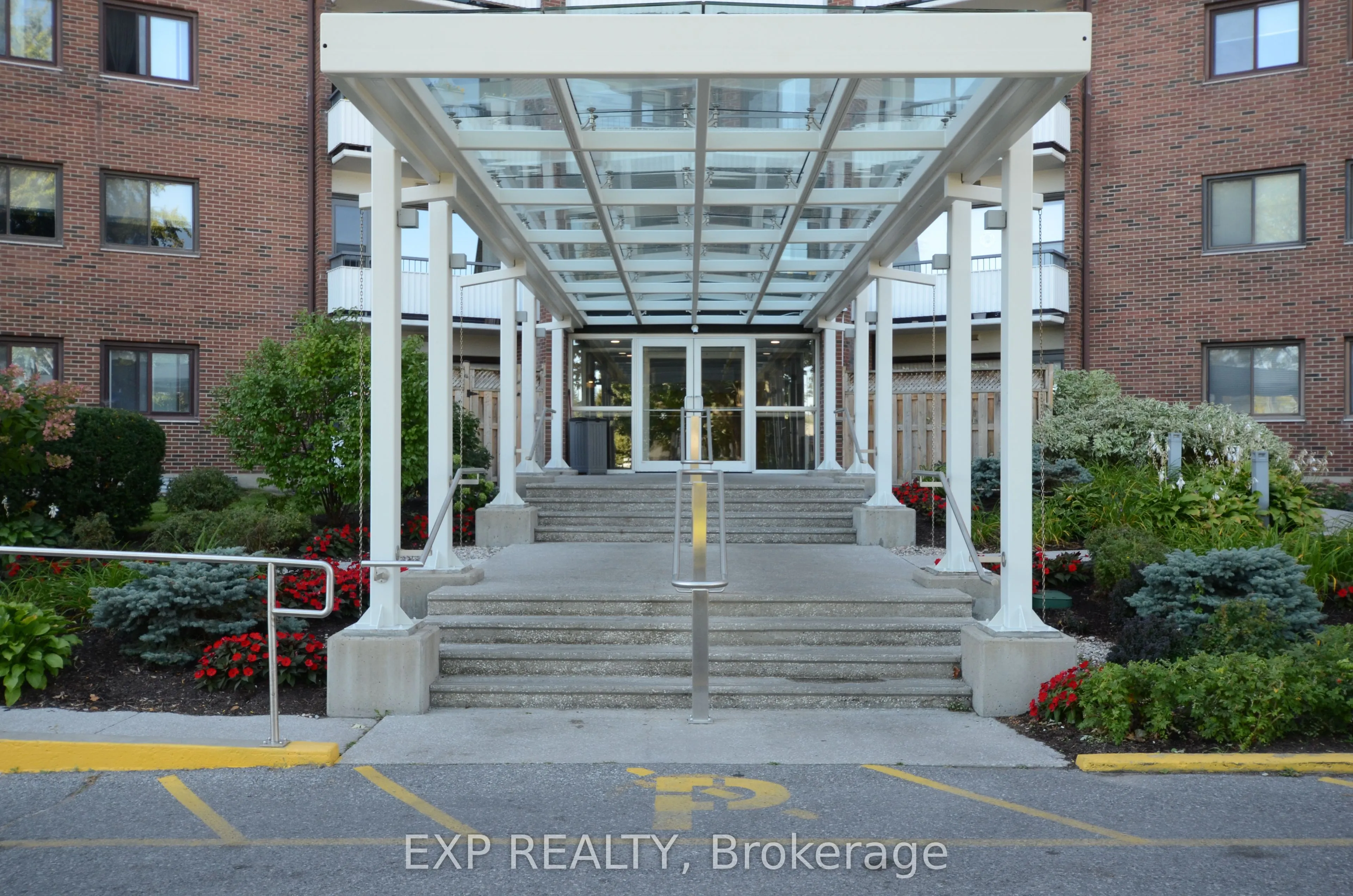 20 Chesterton Drive, #518