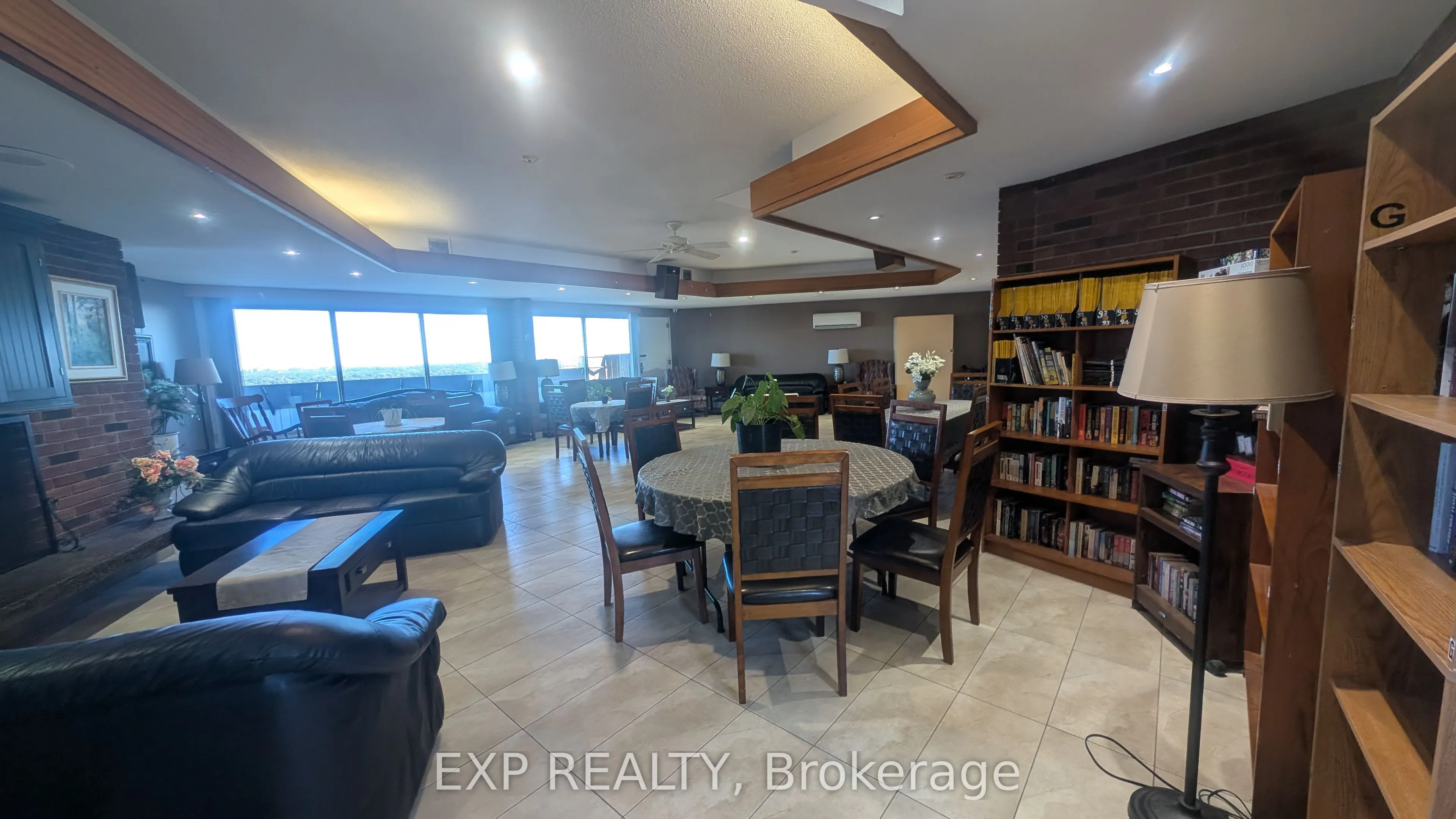 20 Chesterton Drive, #518