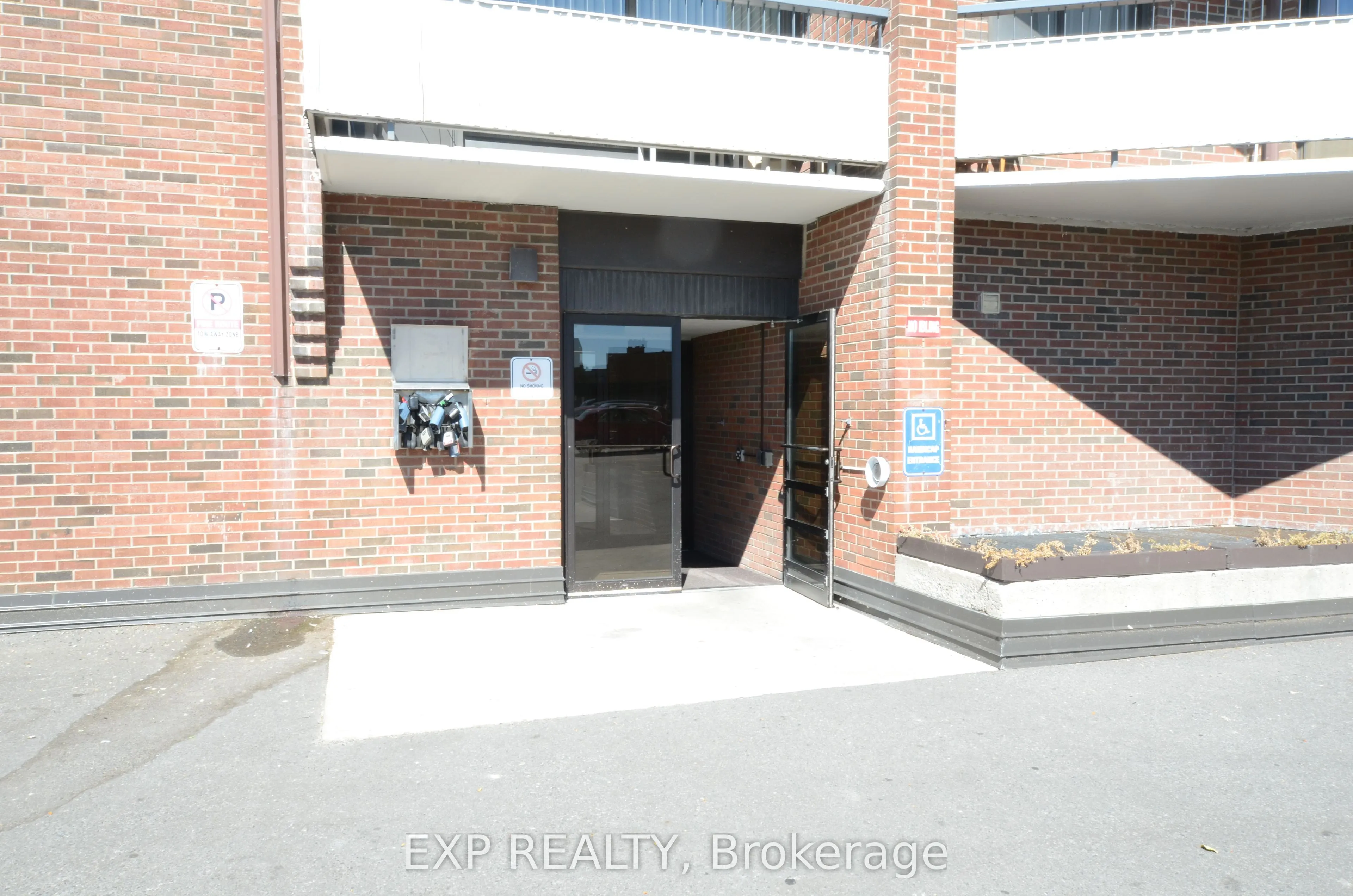 20 Chesterton Drive, #518
