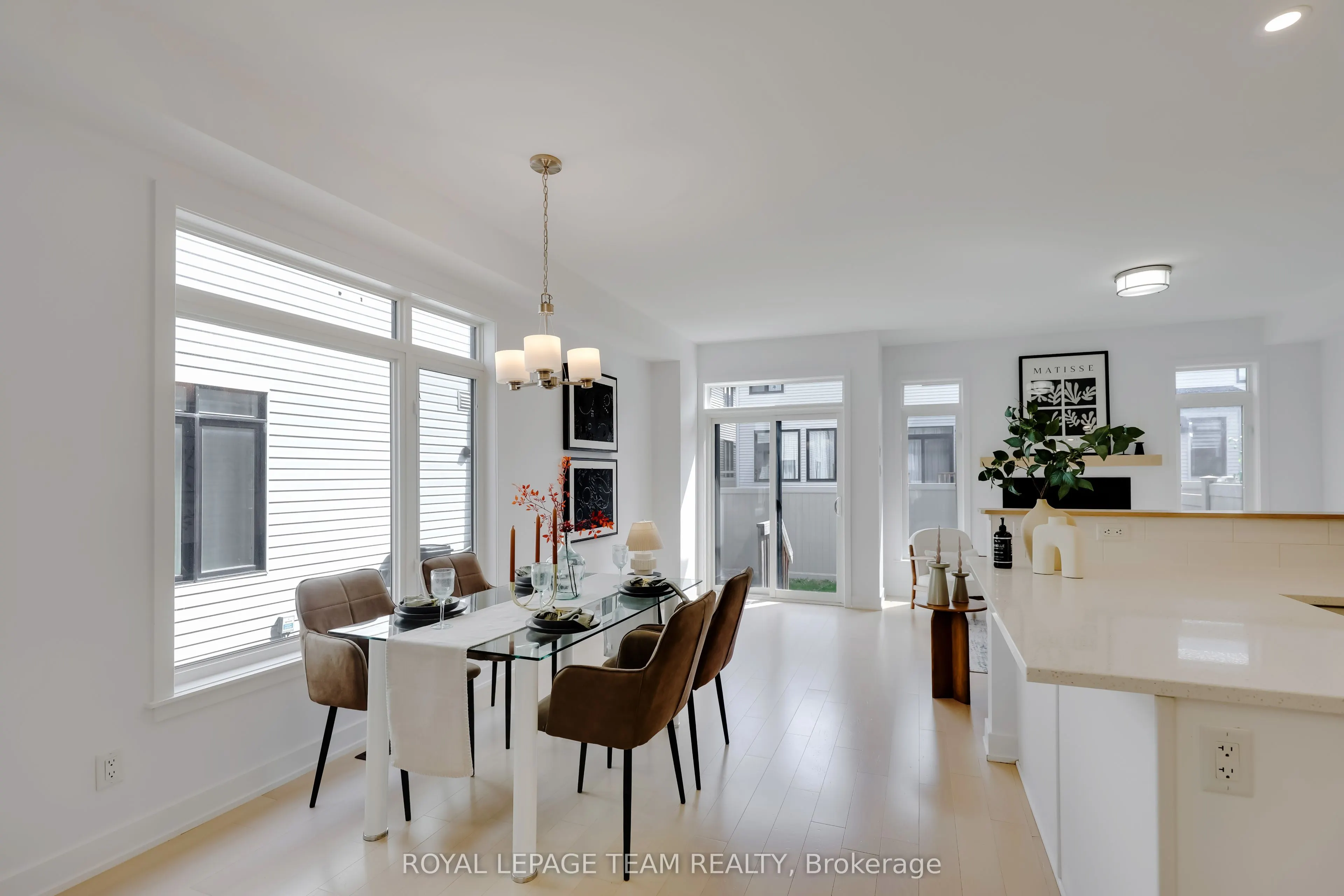 856 Clapham Terrace