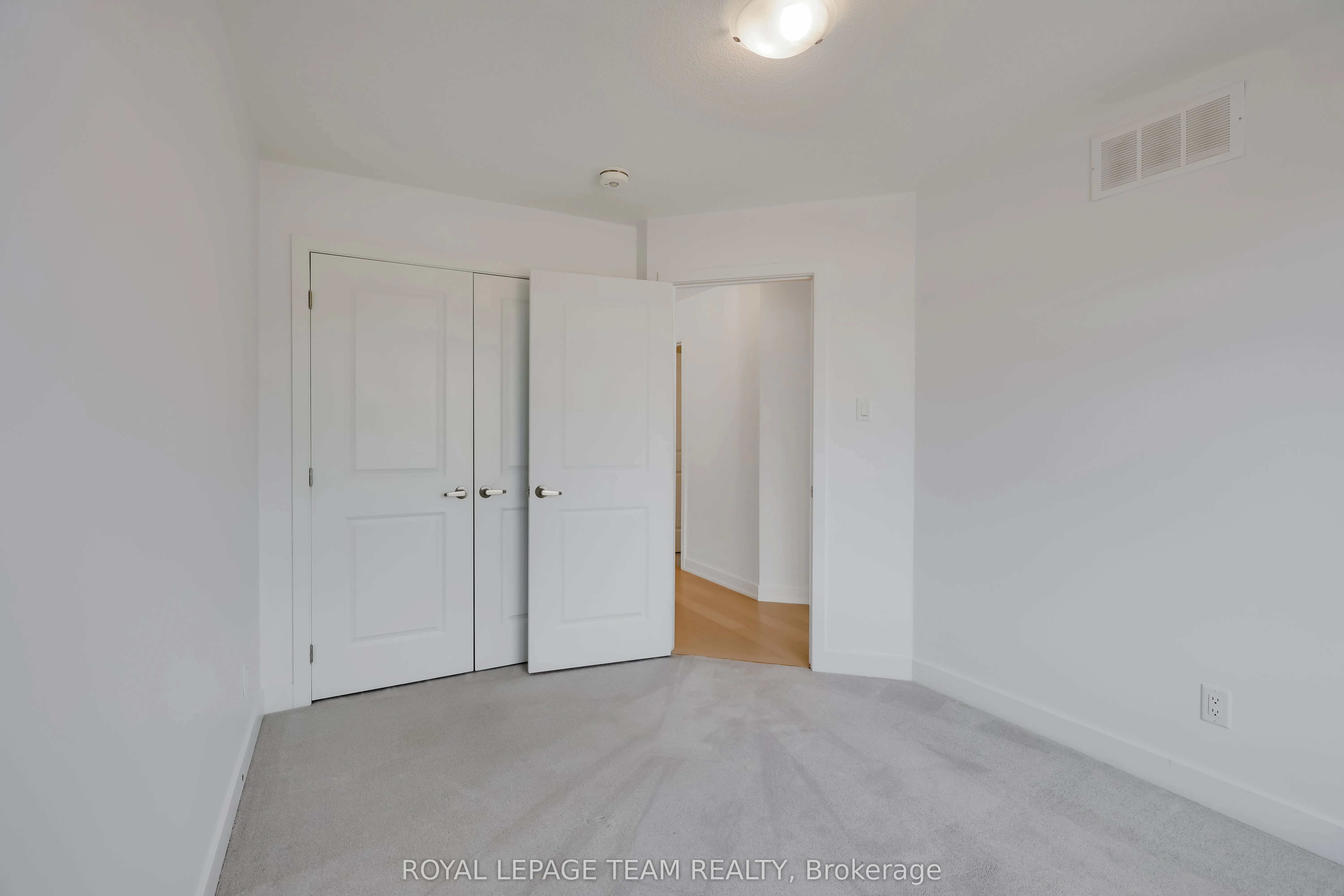 856 Clapham Terrace