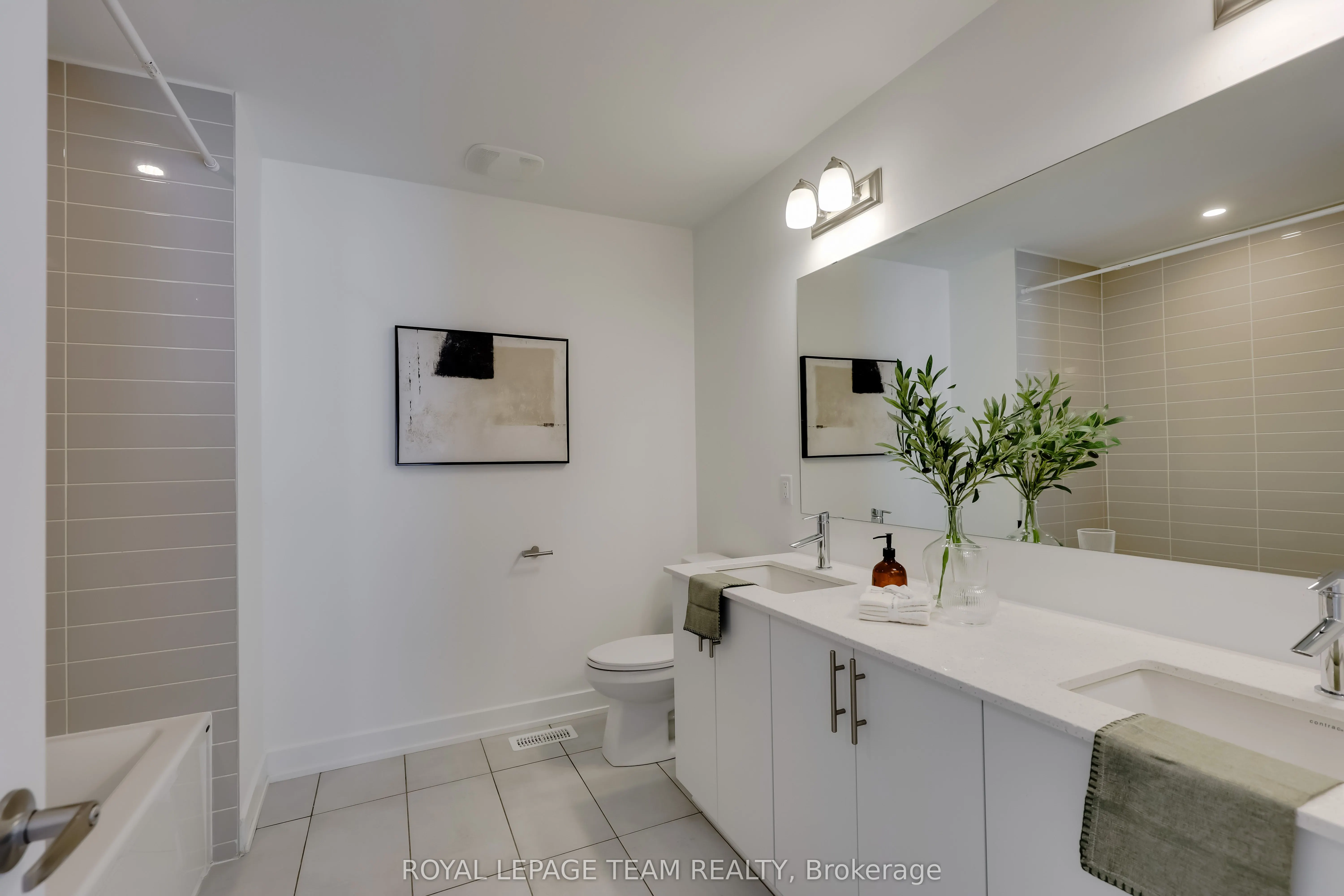 856 Clapham Terrace