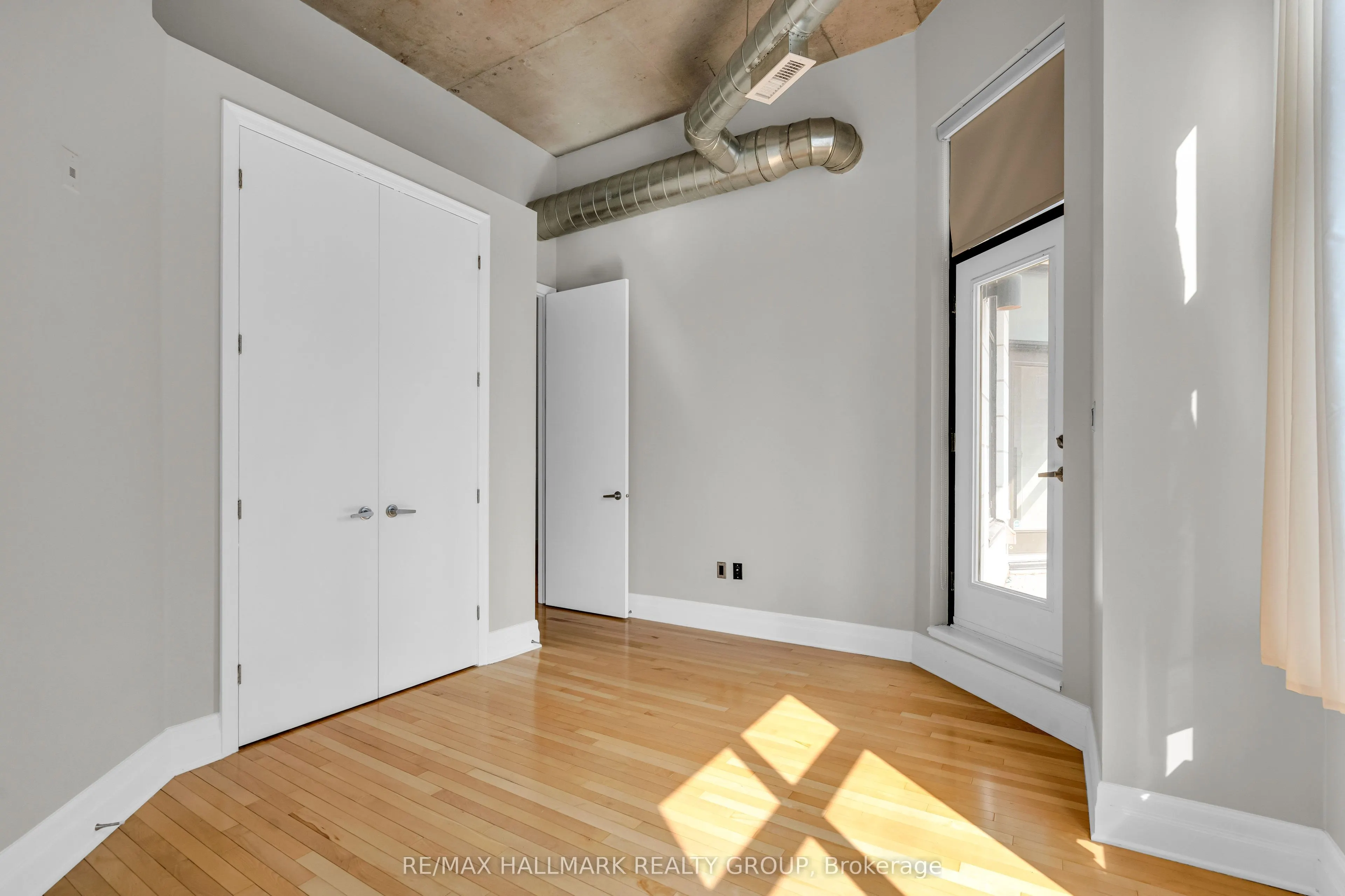 420 Berkley Avenue, #206