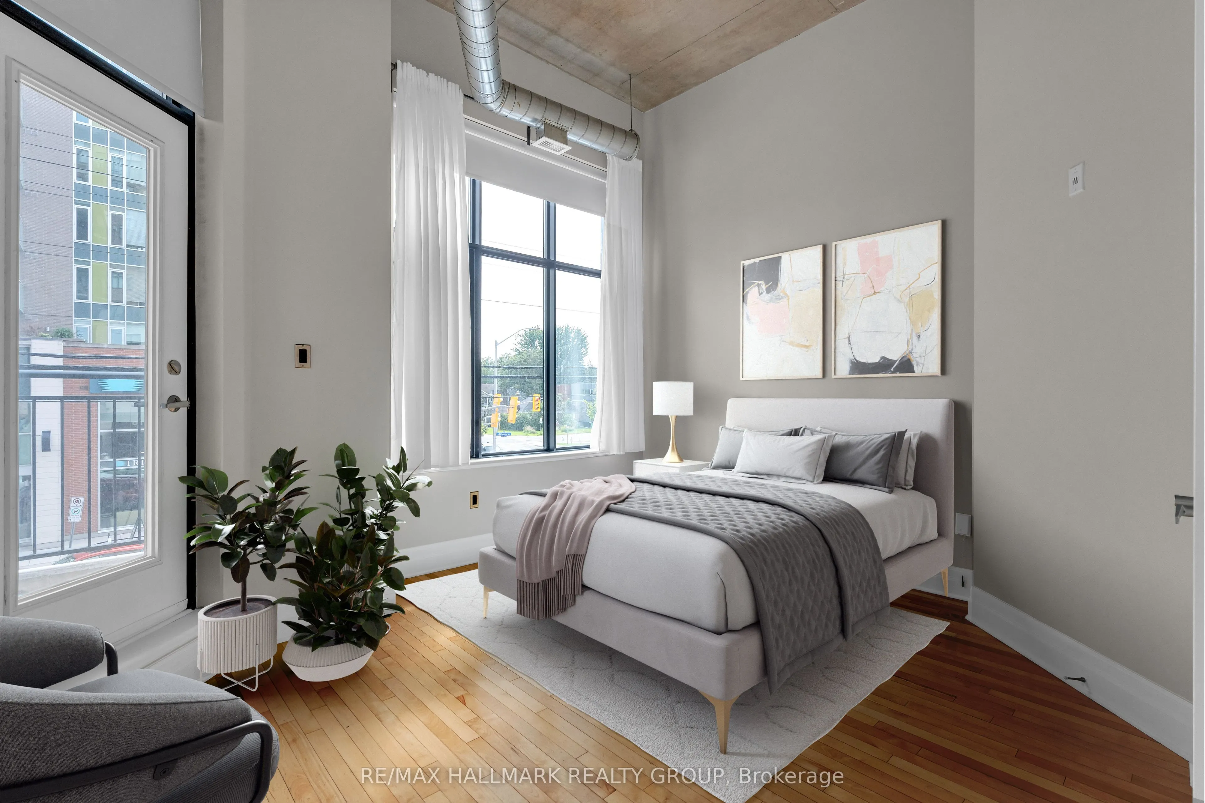 420 Berkley Avenue, #206