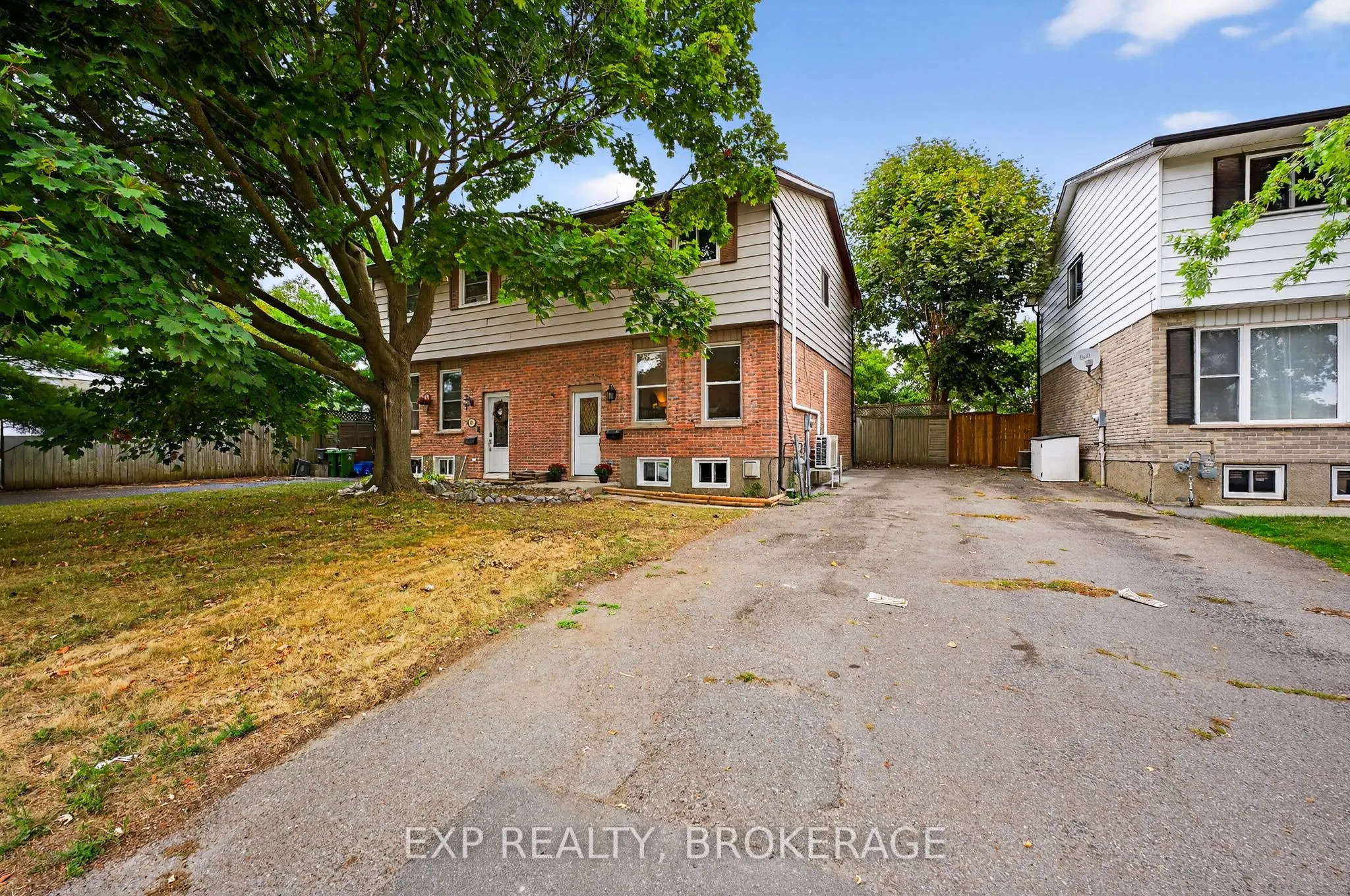 834 CEDARWOOD Drive