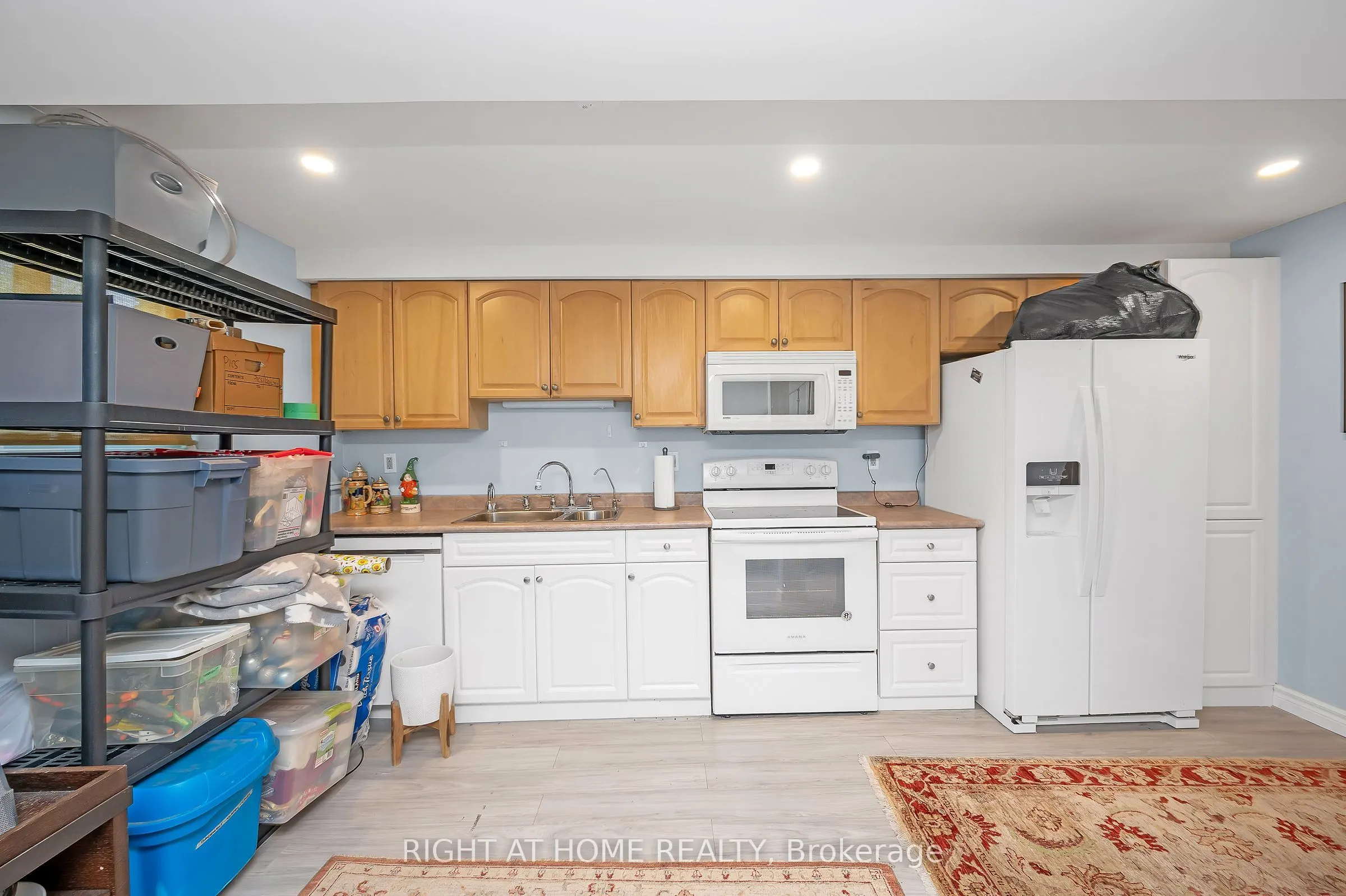 74 Seabreeze Crescent